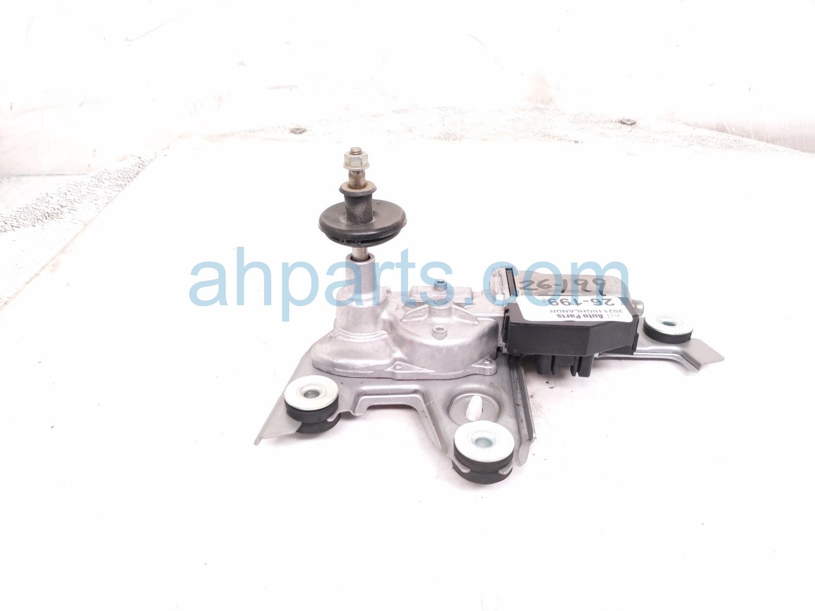 Toyota REAR WIPER MOTOR ASSY - LE