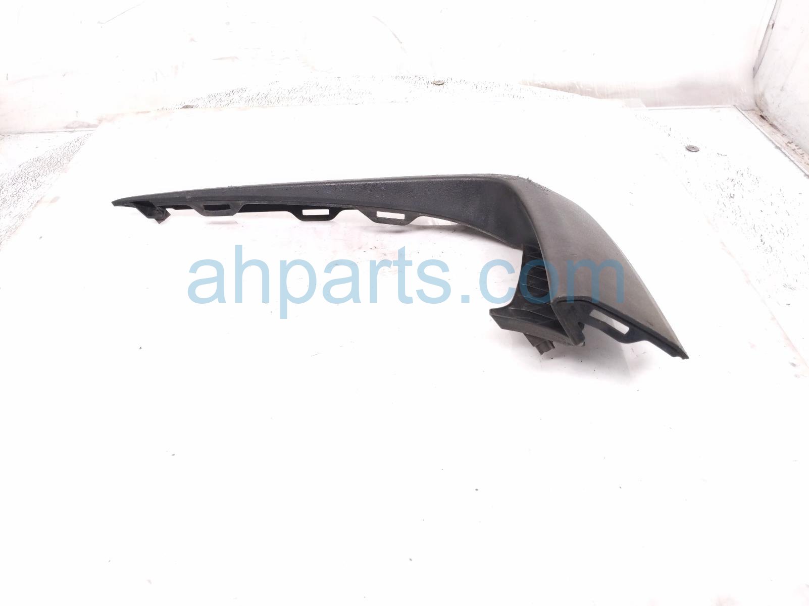 2020 Honda Pilot Front Driver Bumper Lower Trim Grey 71108 TG7 A50 Replacement 2020 Honda Pilot Front Driver Bumper Lower Trim Grey 71108 TG7 A50 Replacement thumbnail