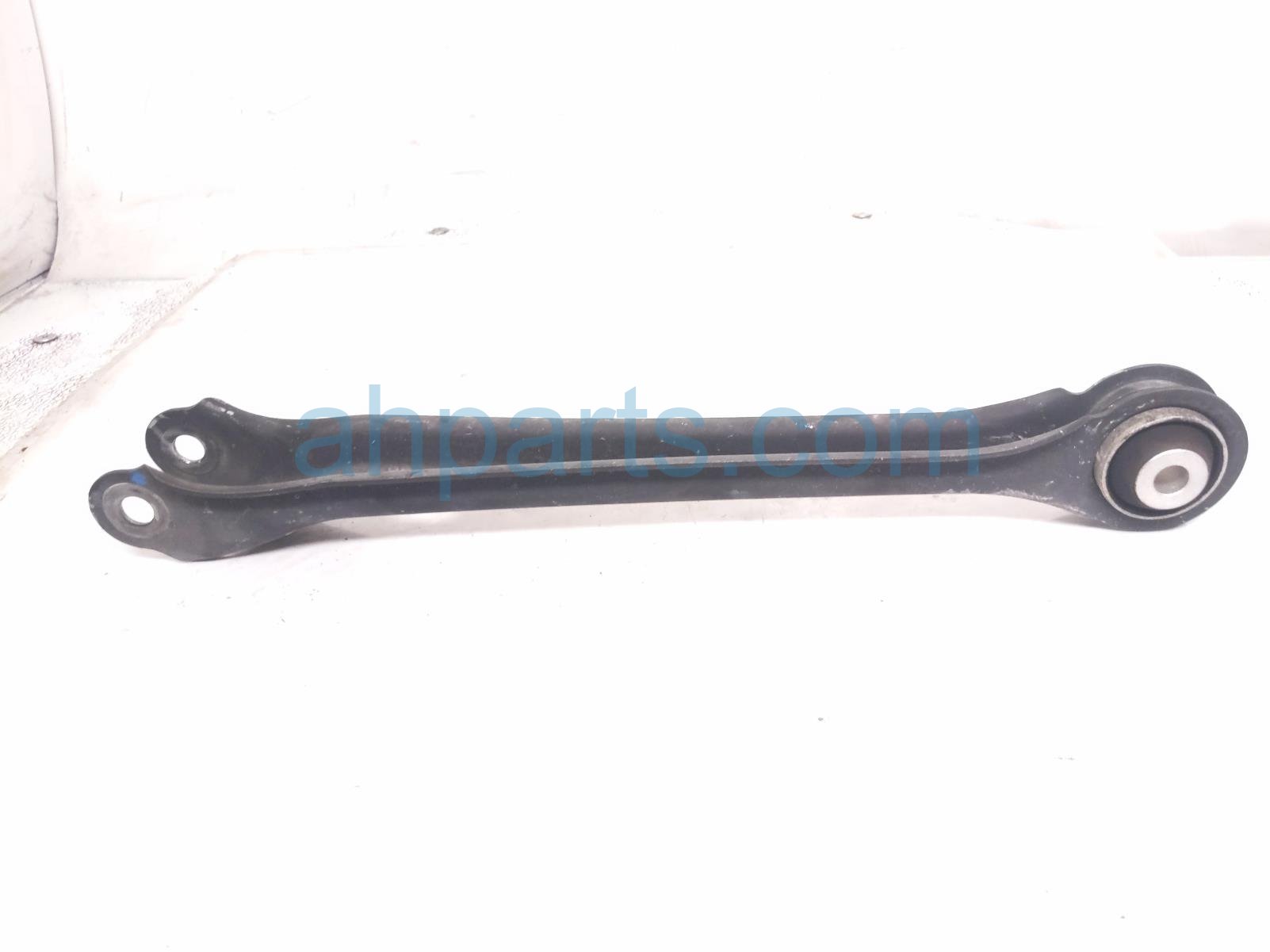 2024 Honda Prologue Rear Driver Trailing Lower Control Arm Replacement 2024 Honda Prologue Rear Driver Trailing Lower Control Arm Replacement thumbnail