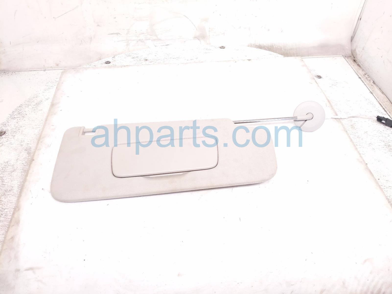 2024 Honda Prologue Passenger Sun Visor Grey Replacement 2024 Honda Prologue Passenger Sun Visor Grey Replacement thumbnail