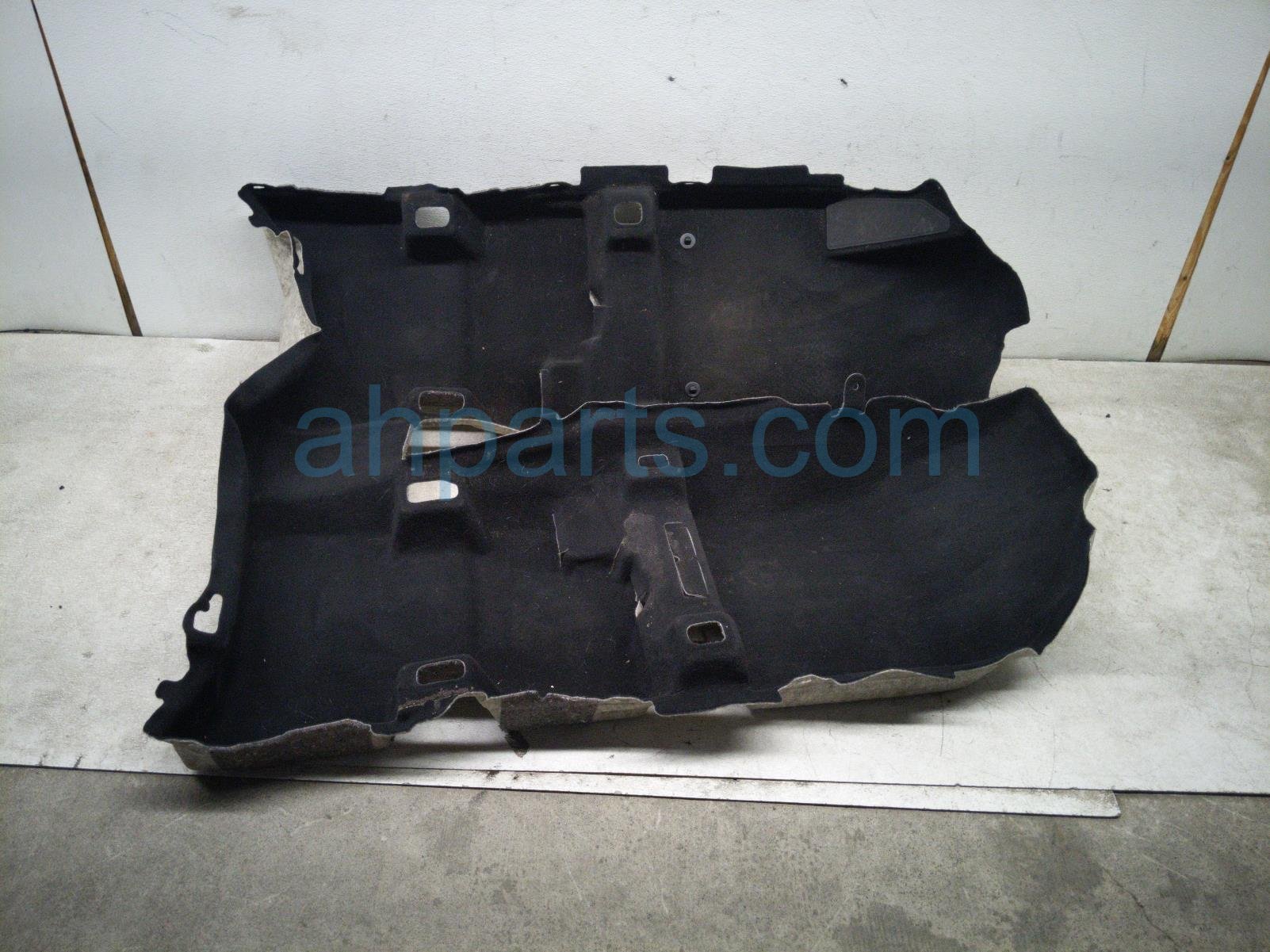 Toyota INTERIOR FLOOR CARPET - BLACK