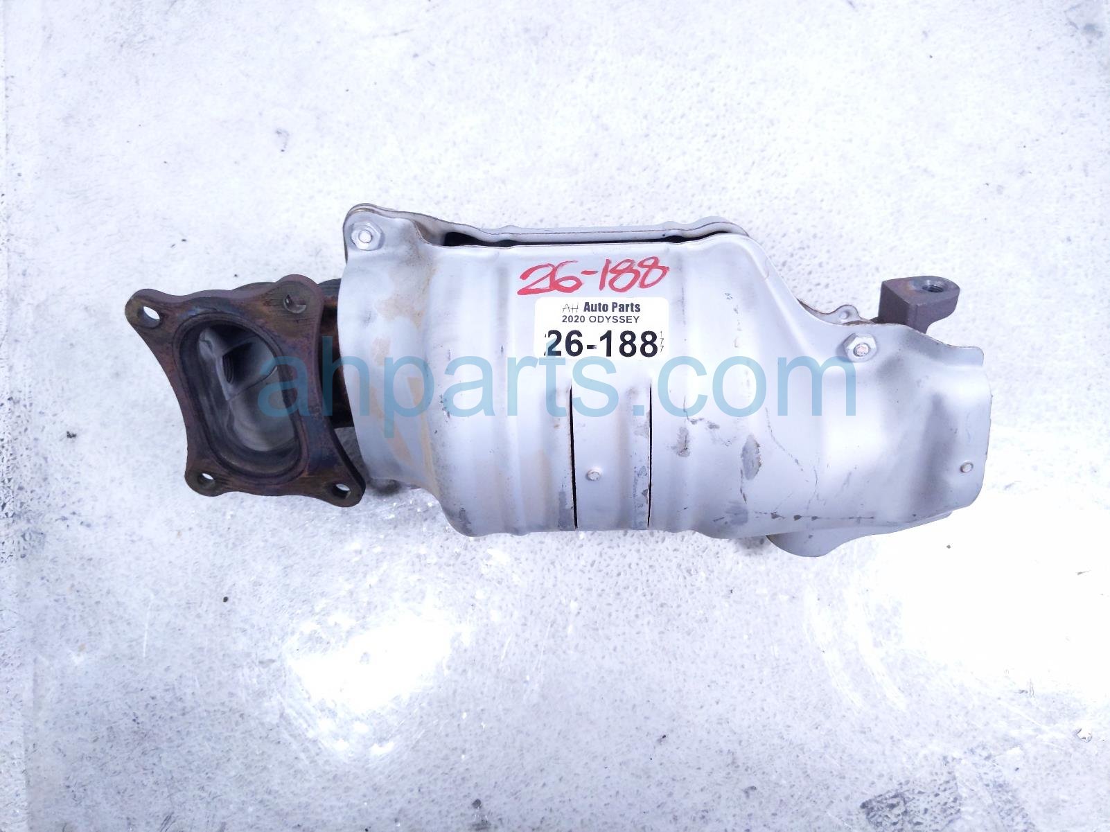 Honda FRONT EXHAUST CONVERTER - 3.5L FWD