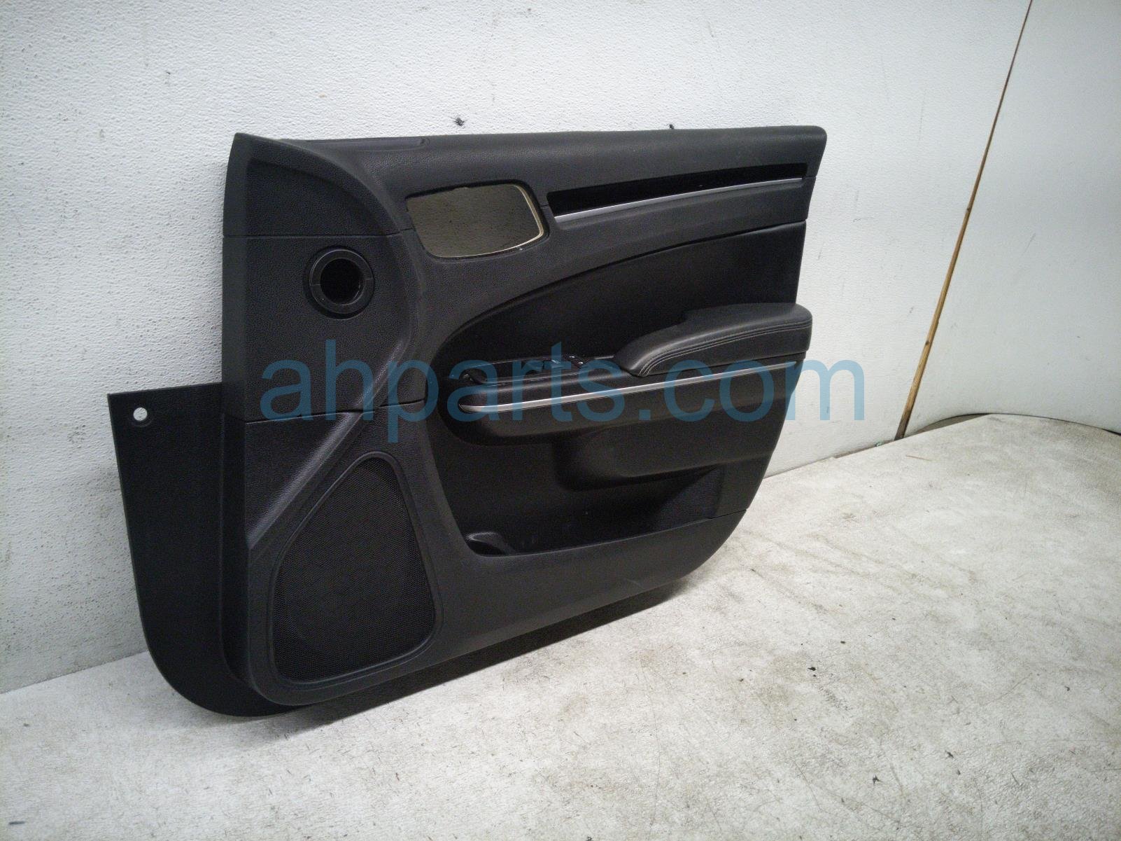 2019 Chrysler 300 Trim / Liner Front Passenger Interior Door Panel Black 6NT762X9AE Replacement 2019 Chrysler 300 Trim / Liner Front Passenger Interior Door Panel Black 6NT762X9AE Replacement thumbnail