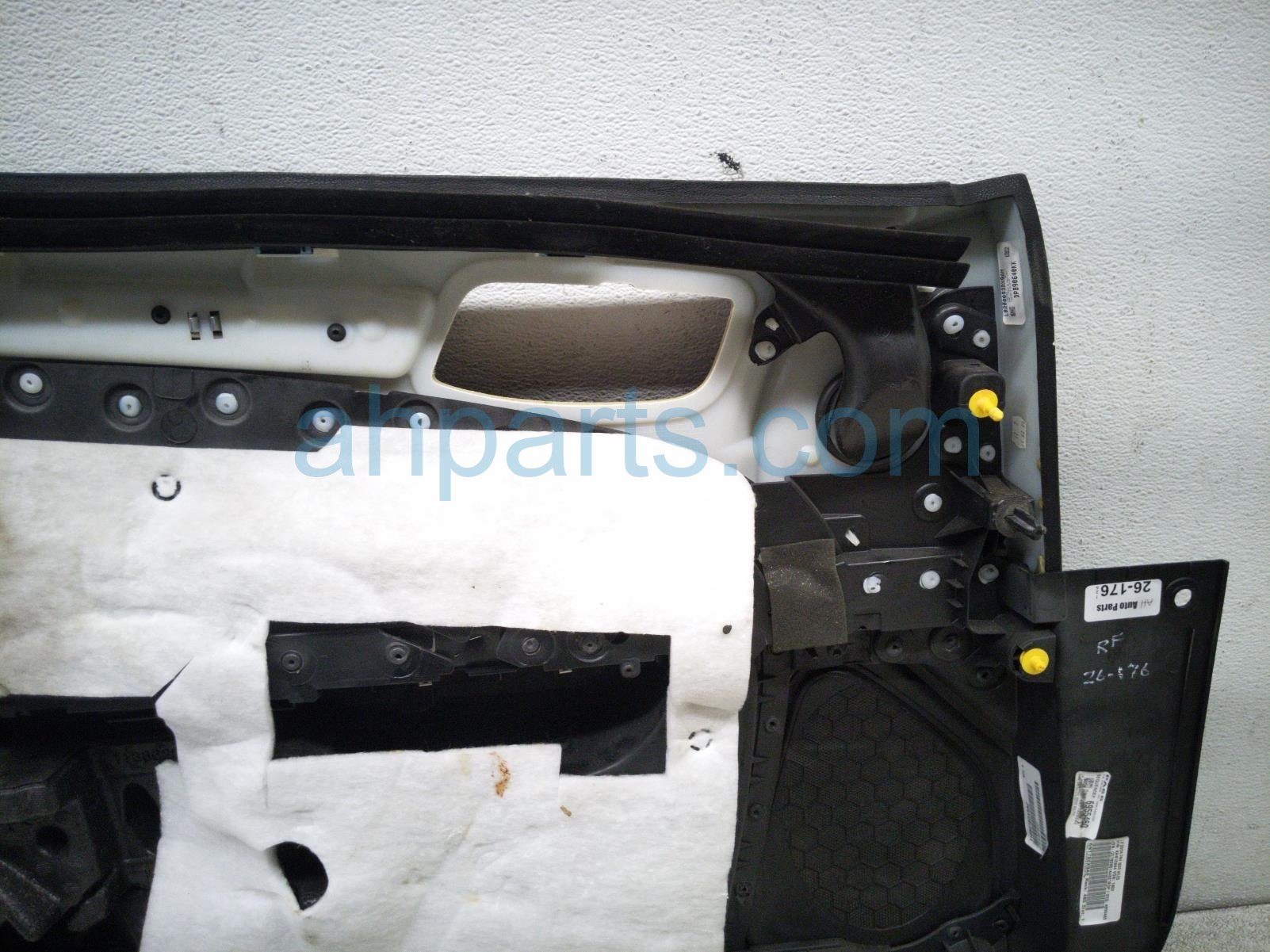 2019 Chrysler 300 Trim / Liner Front Passenger Interior Door Panel Black 6NT762X9AE Replacement 2019 Chrysler 300 Trim / Liner Front Passenger Interior Door Panel Black 6NT762X9AE Replacement thumbnail