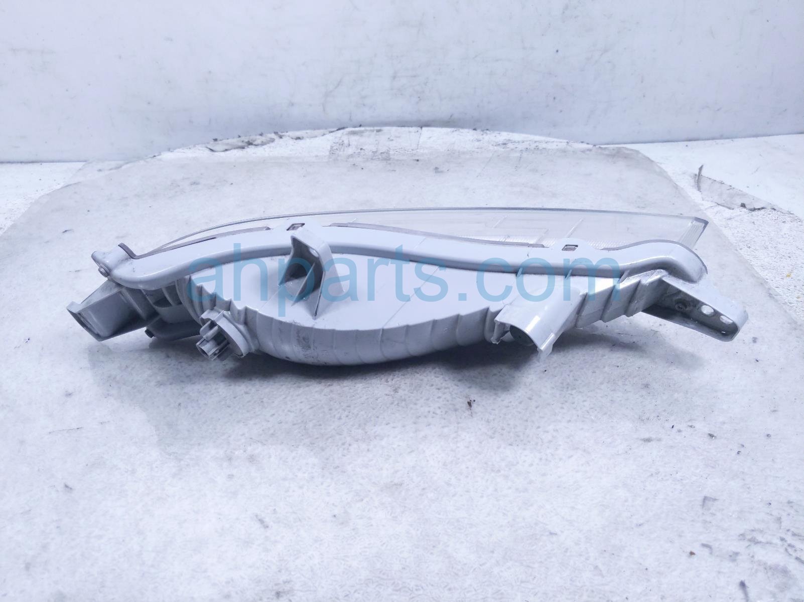 2020 Honda Pilot Driver Turn Signal Lamp / Light 33350 TG7 A21 Replacement 2020 Honda Pilot Driver Turn Signal Lamp / Light 33350 TG7 A21 Replacement thumbnail