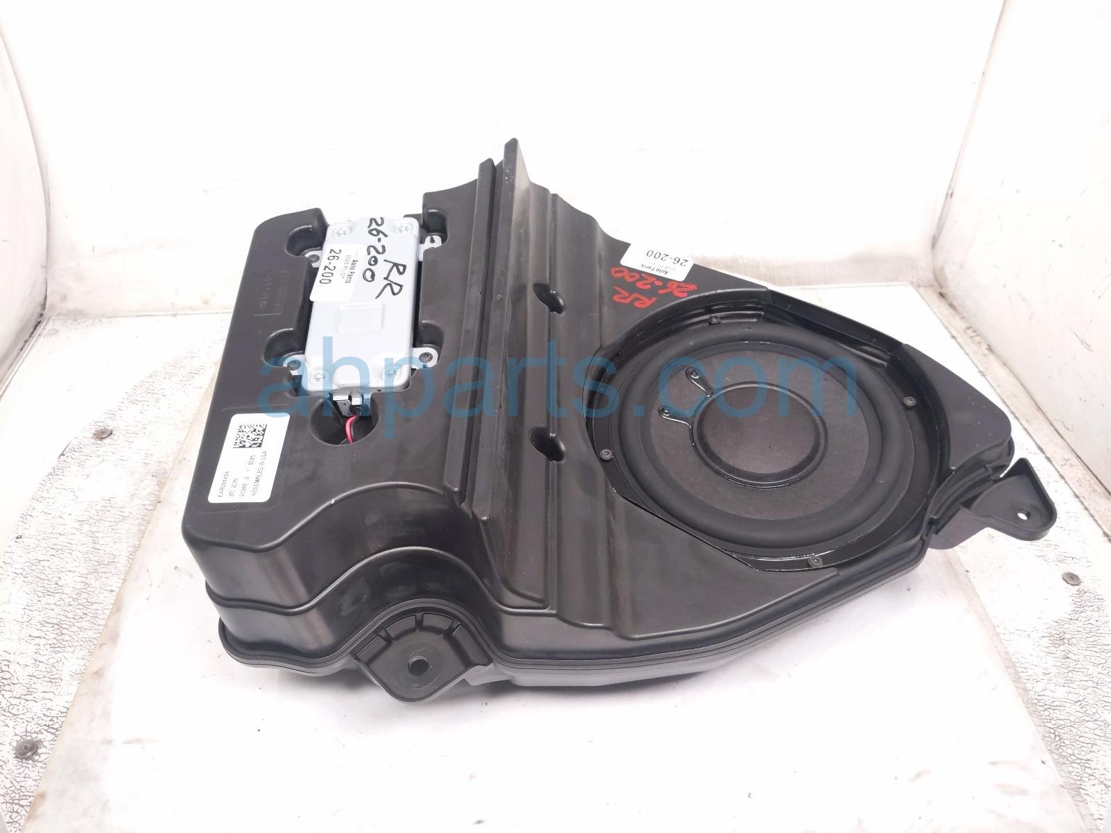 Honda RR/RH SUBWOOFER SPEAKER ASSY