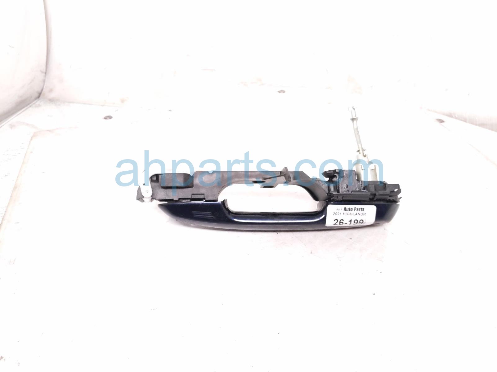 2021 Toyota Highlander Outside/exterior Front Driver Exterior Door Handle Blue 69210 0R080 J1 Replacement 2021 Toyota Highlander Outside/exterior Front Driver Exterior Door Handle Blue 69210 0R080 J1 Replacement thumbnail