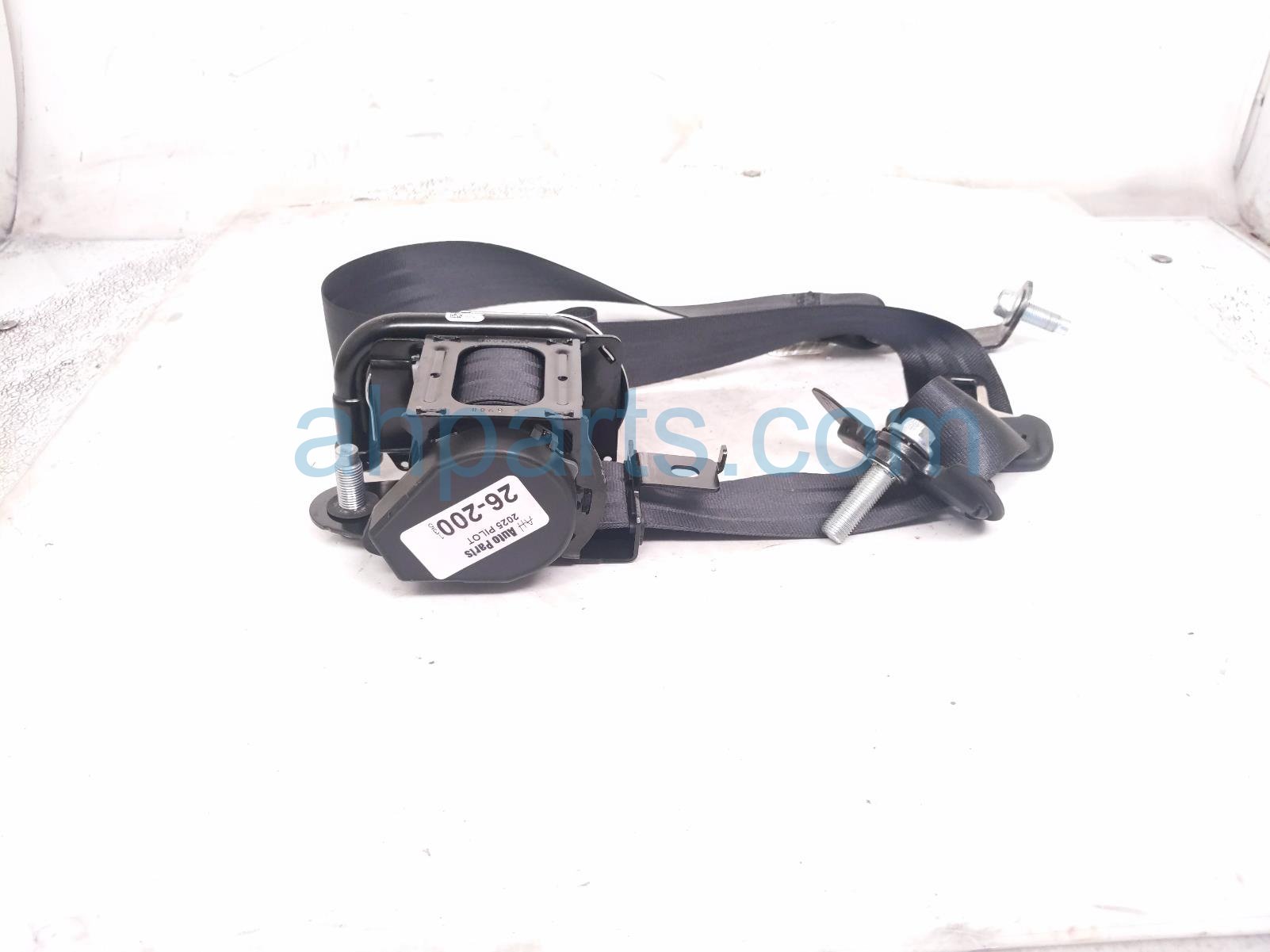 Honda 2ND ROW RH BELT RETRACTOR - BLACK