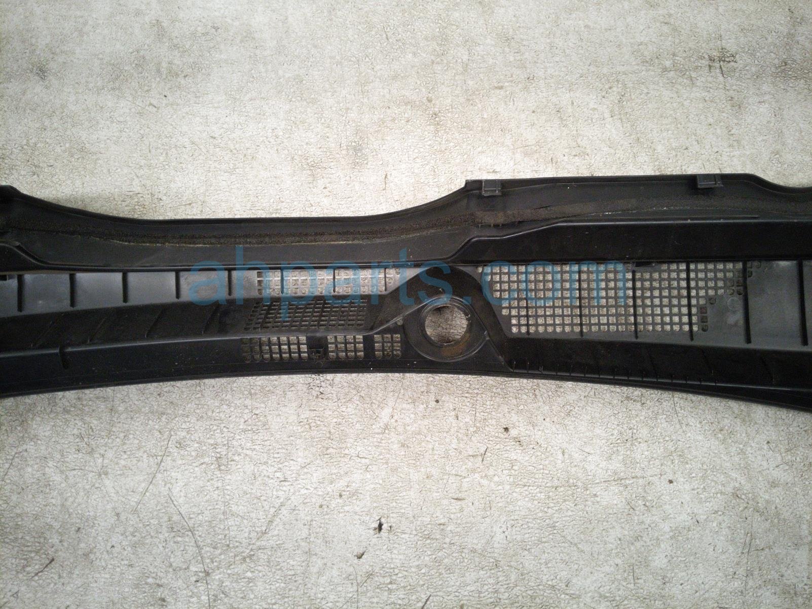2025 Honda Pilot Cover Windshield Cowl Vent Panel 74200 T90 A02 Replacement 2025 Honda Pilot Cover Windshield Cowl Vent Panel 74200 T90 A02 Replacement thumbnail