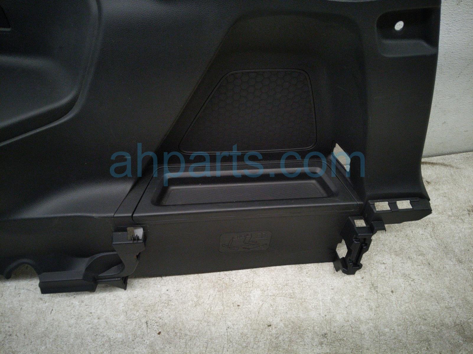 2025 Honda Pilot Rear Passenger Quarter Trim Panel Black 84611 T90 A01ZA Replacement 2025 Honda Pilot Rear Passenger Quarter Trim Panel Black 84611 T90 A01ZA Replacement thumbnail