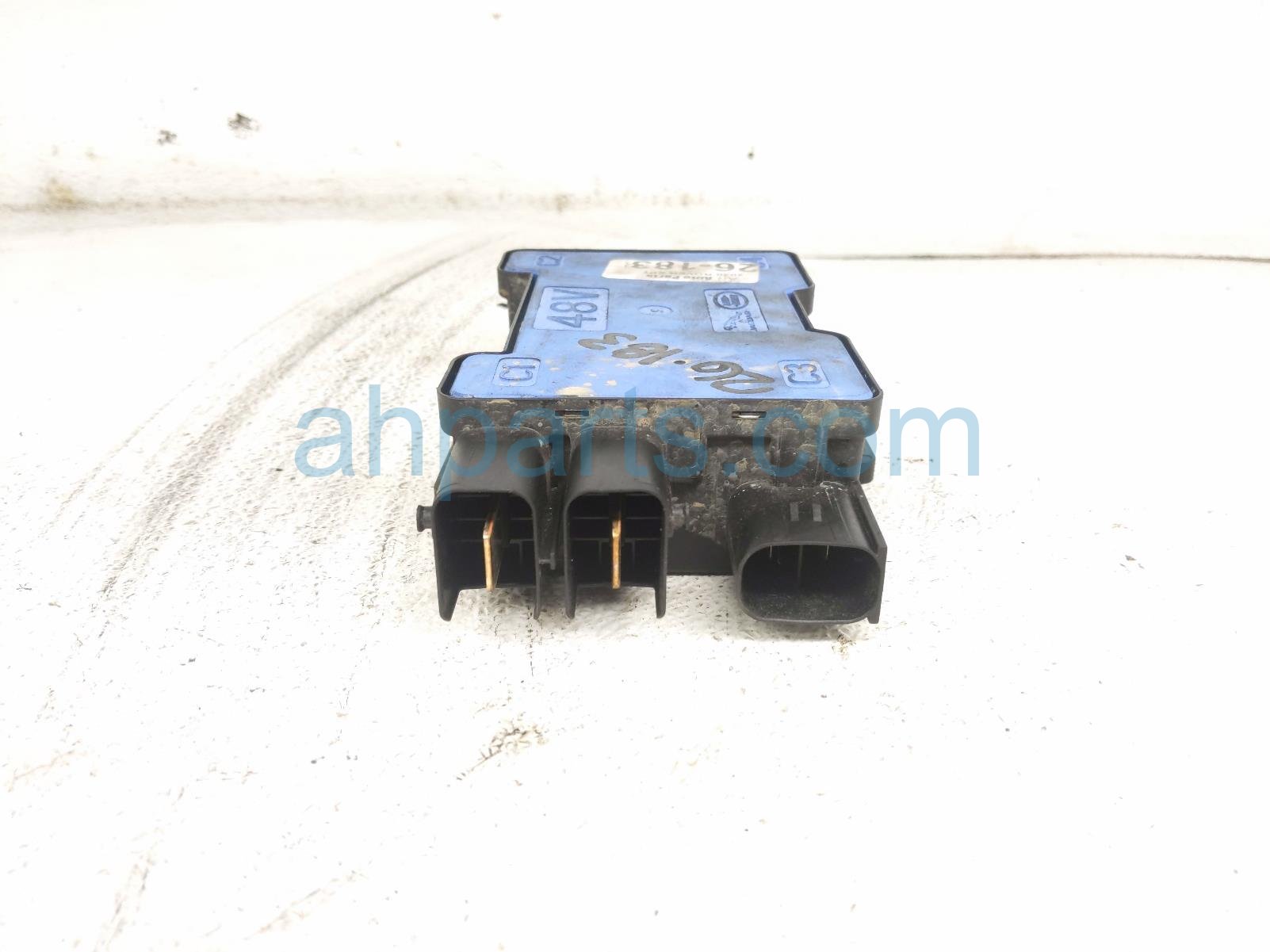 2020 Land Rover Range Rover Sport 48v Battery Control Module KPLA 14M728 EA Replacement 2020 Land Rover Range Rover Sport 48v Battery Control Module KPLA 14M728 EA Replacement thumbnail