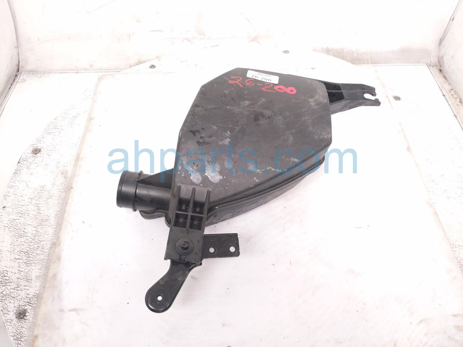 Honda AIR CLEANER RESONATOR CHAMBER
