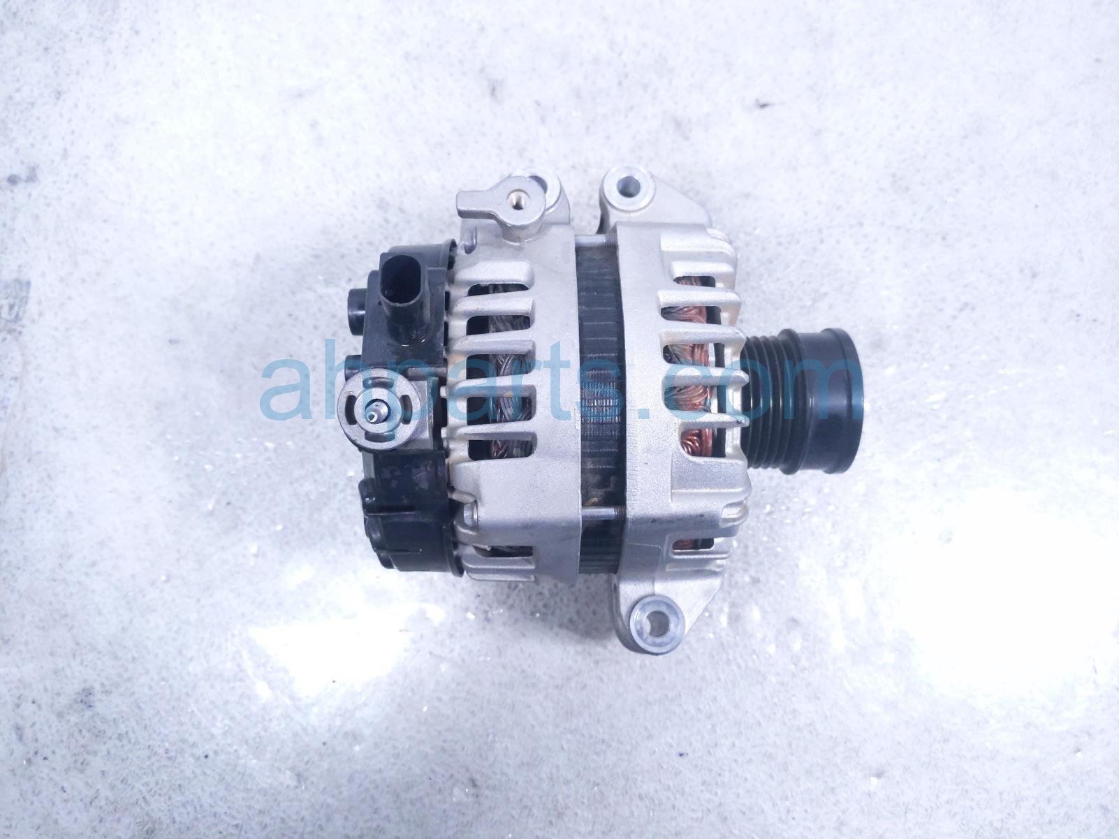 Toyota ALTERNATOR / GENERATOR - 150A