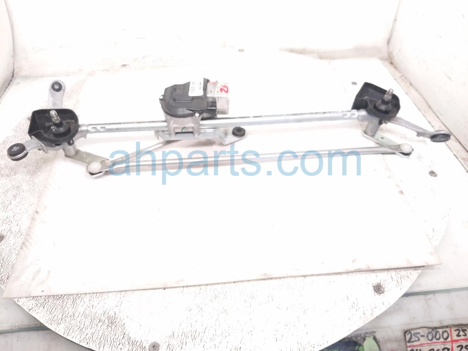 Honda FRT WINDSHIELD WIPER MOTOR & LINKAGE