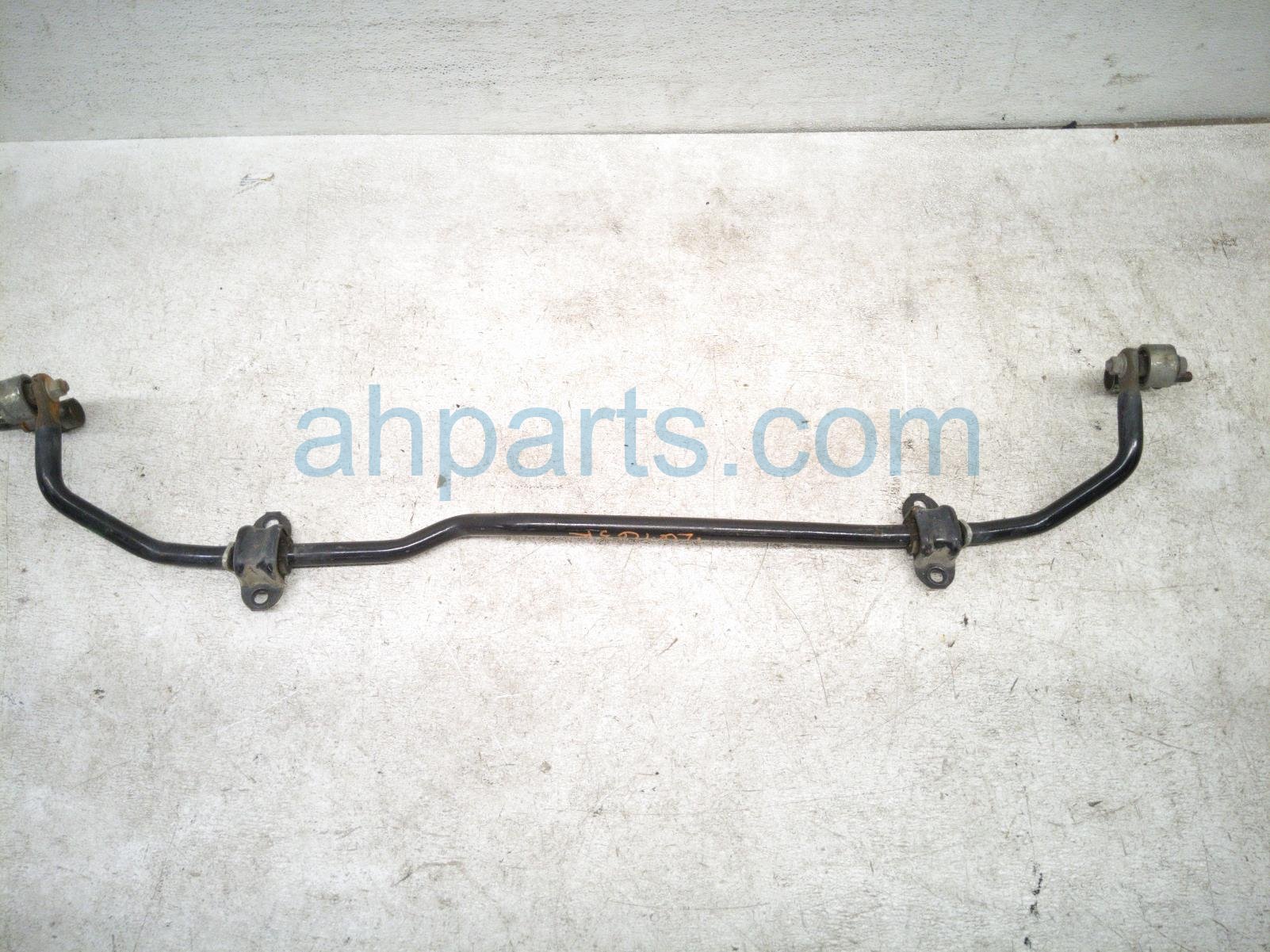 REAR STABILIZER / SWAY BAR W/LINKS
