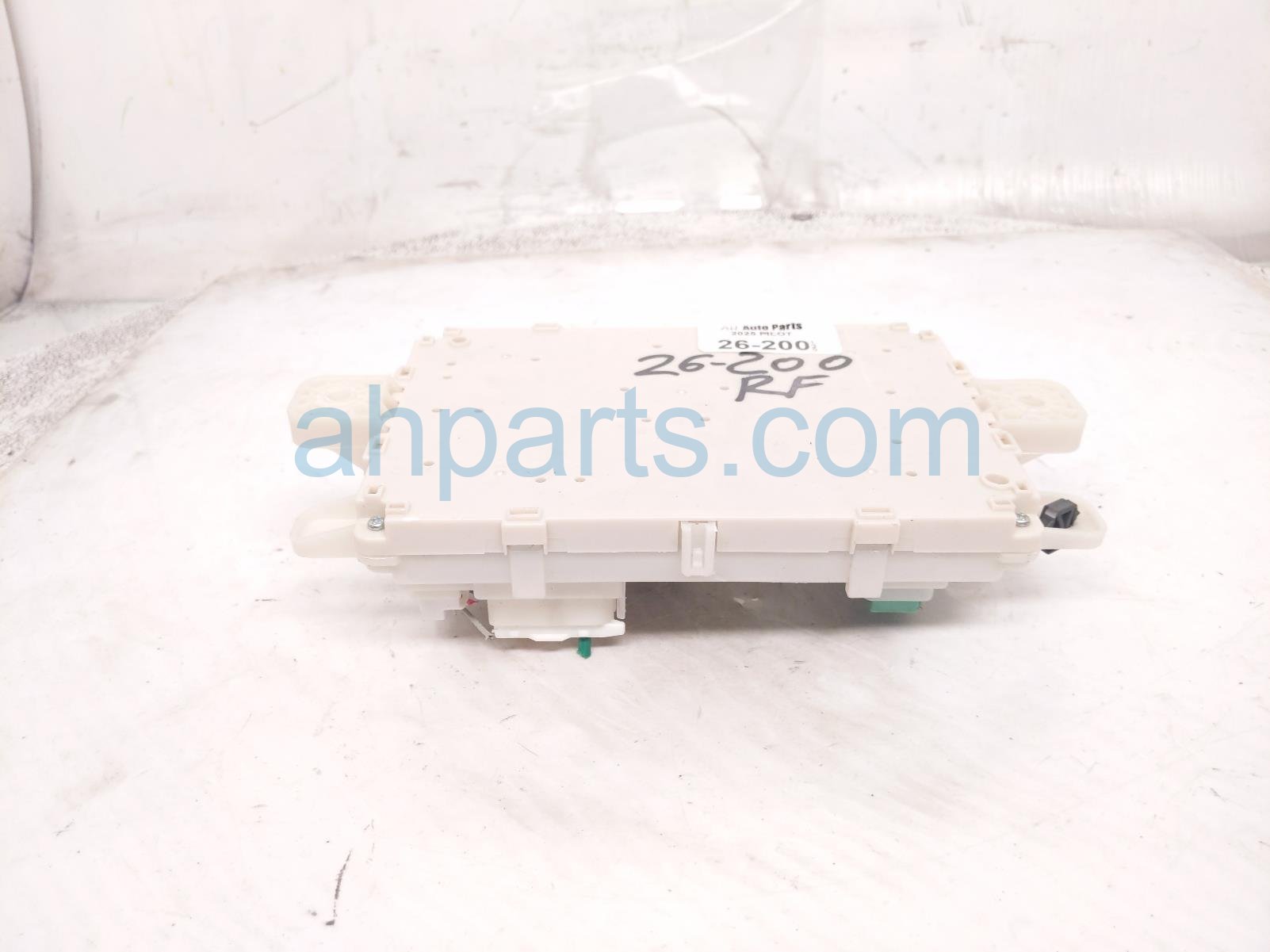 Honda RH CABIN FUSE BOX - EX-L 3.5L AWD