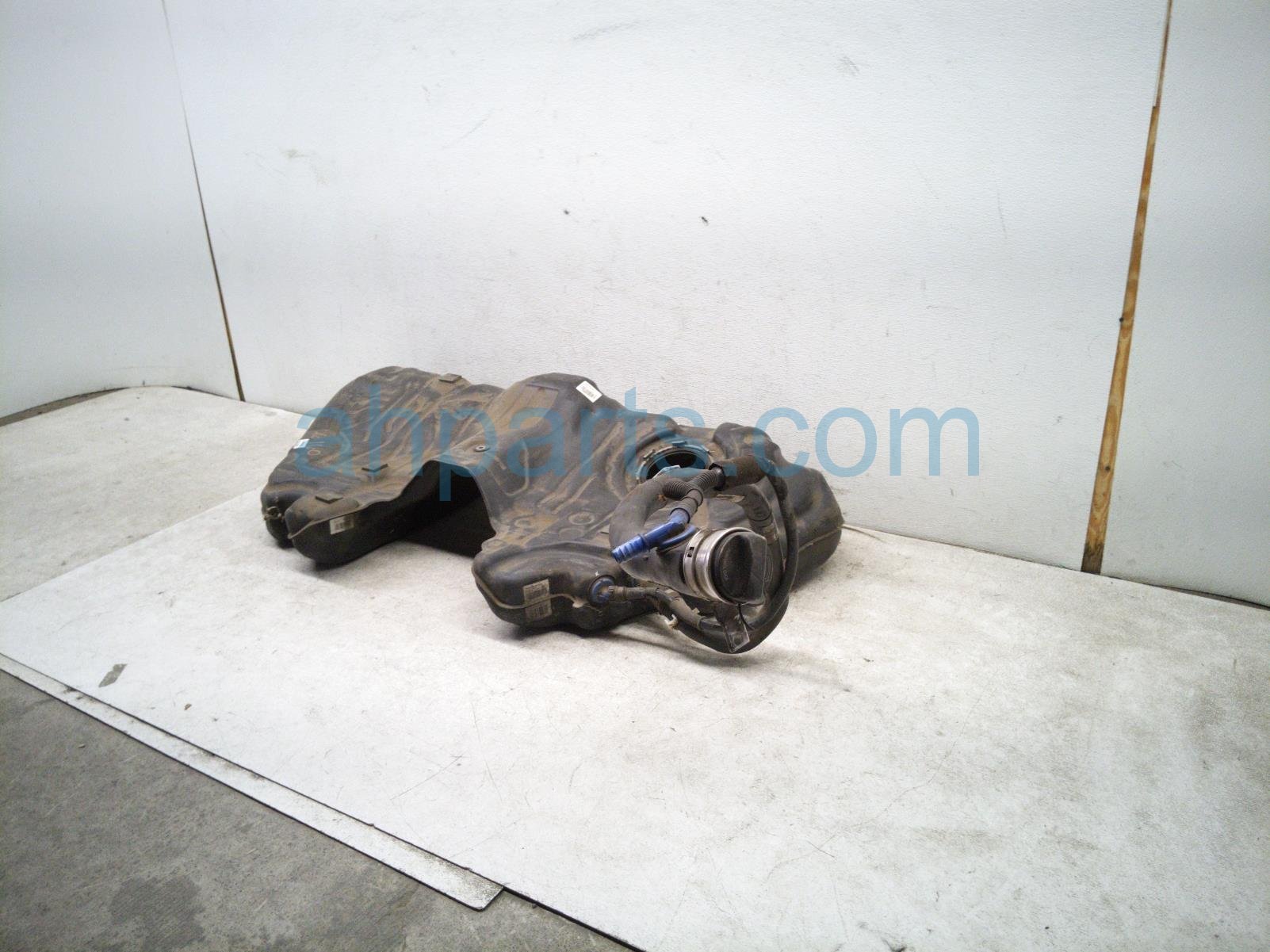 2011 BMW 750li Gas / Fuel Tank 16117267498 Replacement 2011 BMW 750li Gas / Fuel Tank 16117267498 Replacement thumbnail