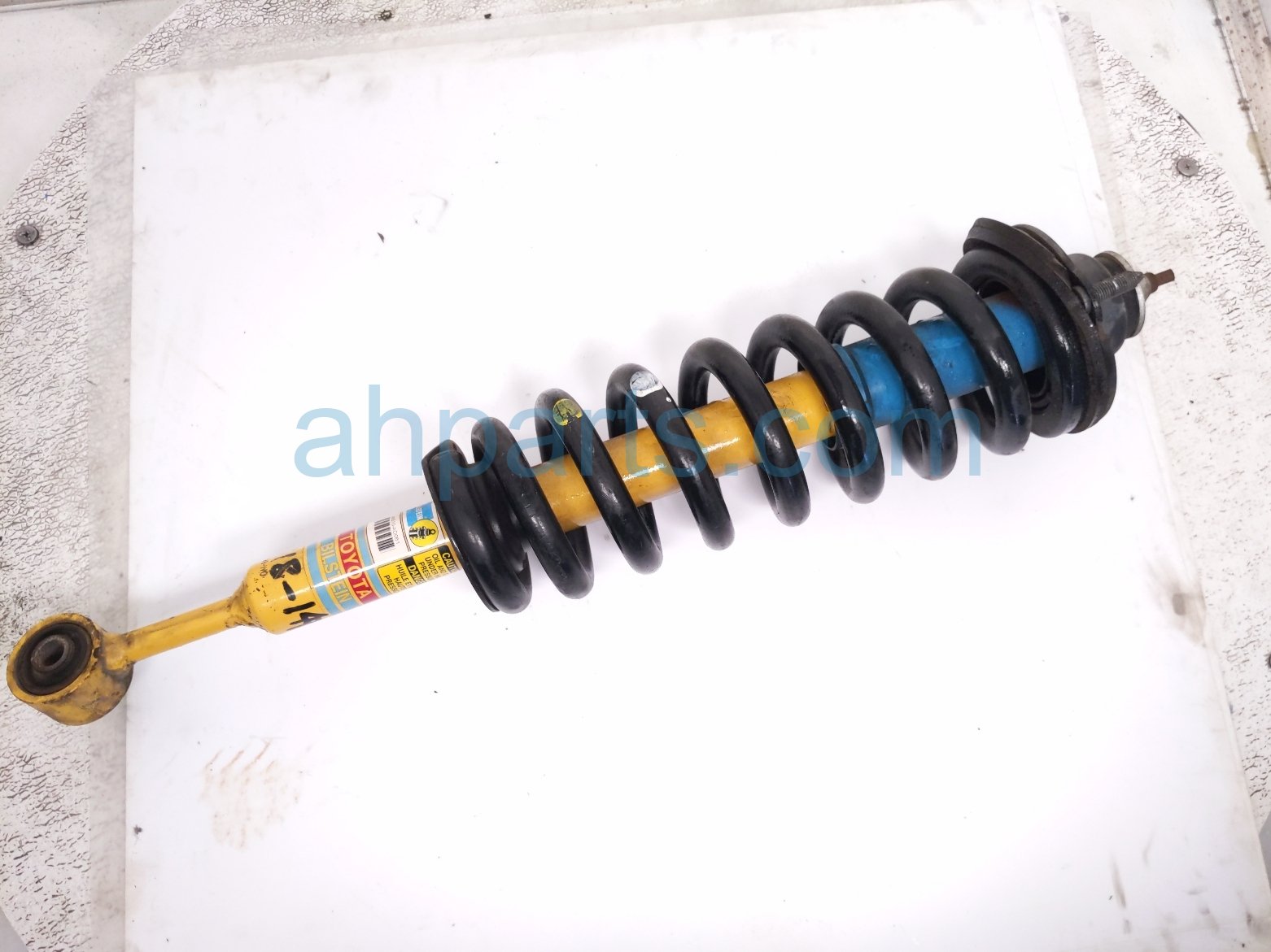 $39 Toyota FR/RH STRUT + SPRING