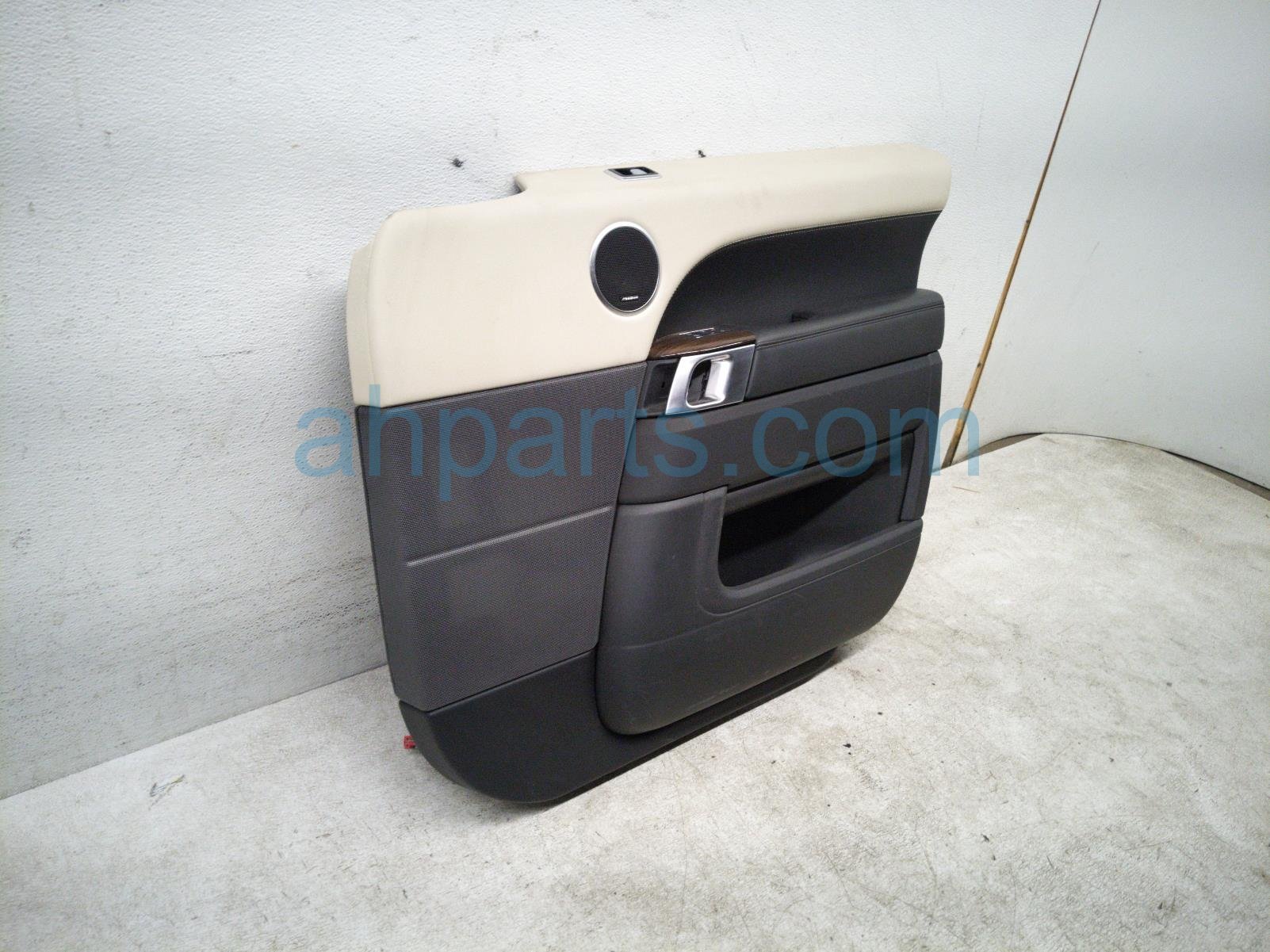 2020 Land Rover Range Rover Sport Trim / Liner Front Passenger Interior Door Panel Ivory LR105244 Replacement 2020 Land Rover Range Rover Sport Trim / Liner Front Passenger Interior Door Panel Ivory LR105244 Replacement thumbnail