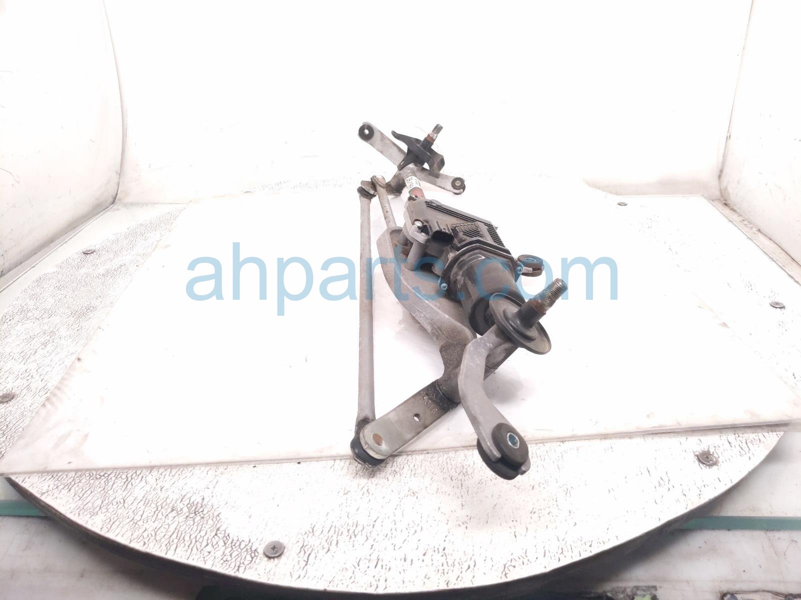 2020 Honda Odyssey Front Arms Frt Windshield Wiper Motor & Linkage 76505 THR A02 Replacement 2020 Honda Odyssey Front Arms Frt Windshield Wiper Motor & Linkage 76505 THR A02 Replacement thumbnail