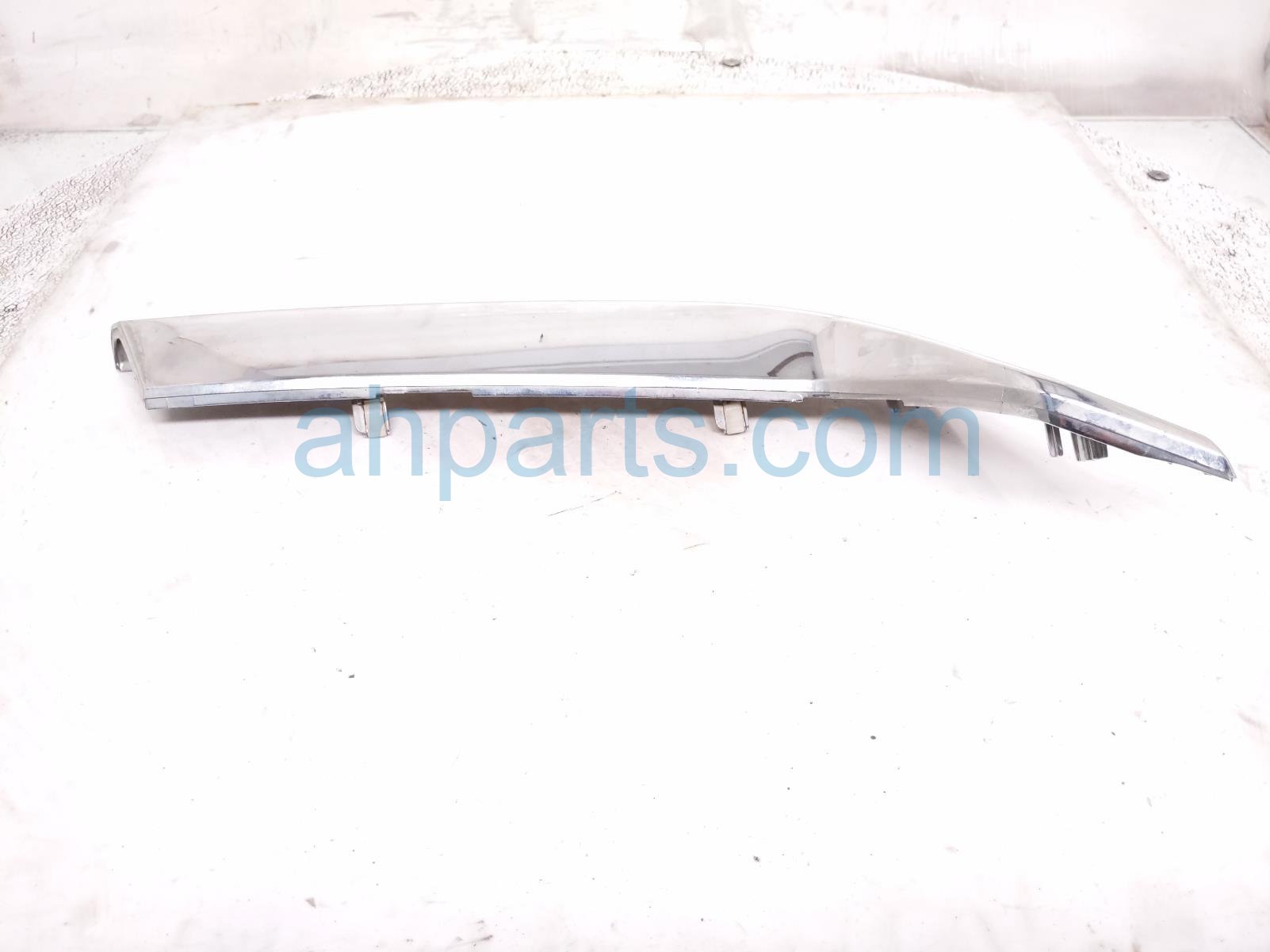 Honda FR/LH BUMPER CHROME TRIM - GREY Honda FR/LH BUMPER CHROME TRIM - GREY