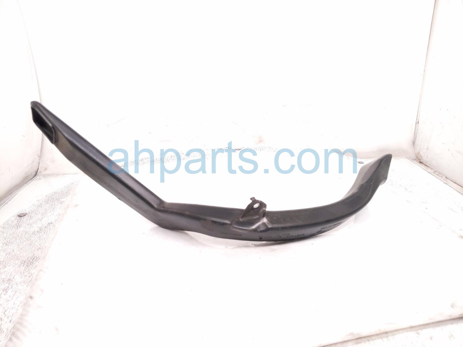 2020 Honda Pilot Intake Battery Air Duct Assy Driver 31541 TG7 A20 Replacement 2020 Honda Pilot Intake Battery Air Duct Assy Driver 31541 TG7 A20 Replacement thumbnail