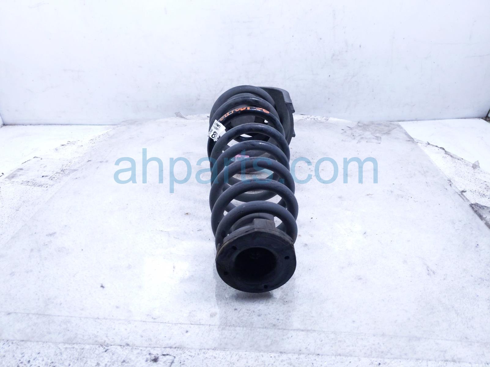 2020 Honda Odyssey Strut / / Shock Absorber Rear Driver Coil Spring 3.5l Fwd 52441 THR A01 Replacement 2020 Honda Odyssey Strut / / Shock Absorber Rear Driver Coil Spring 3.5l Fwd 52441 THR A01 Replacement thumbnail