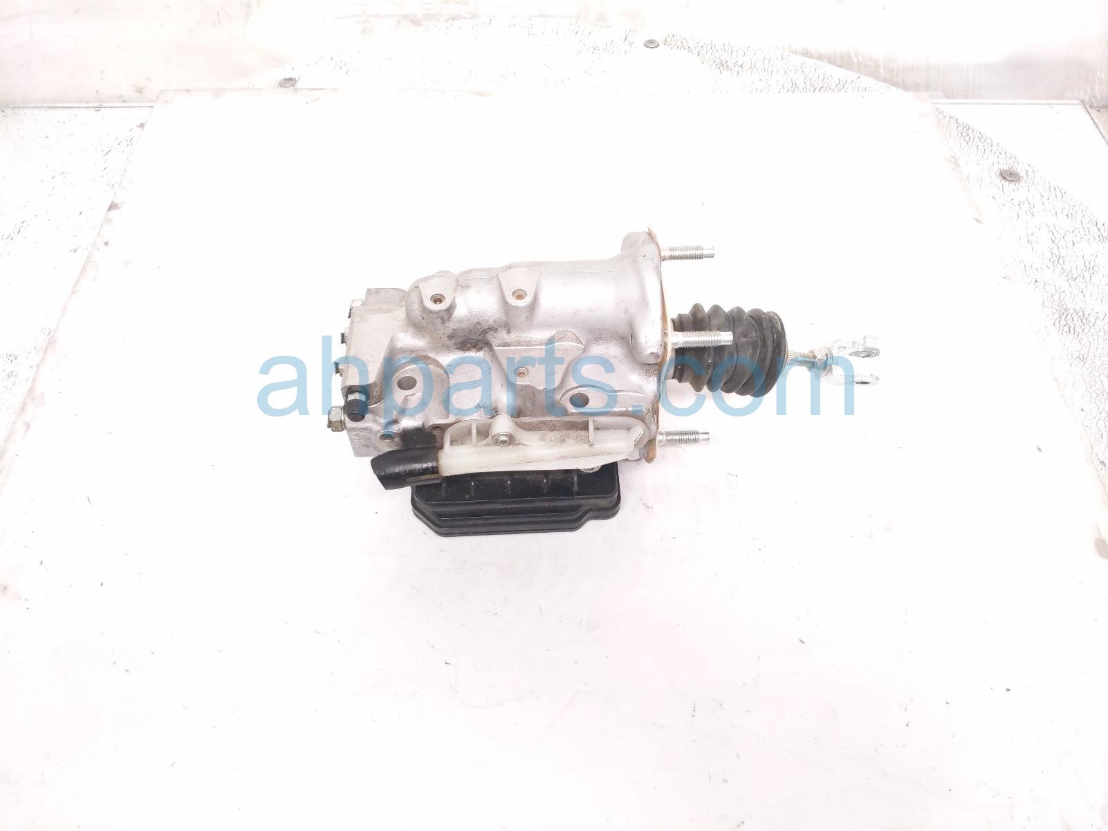 Acura BRAKE MASTER CYLINDER ASSY - 2.0L