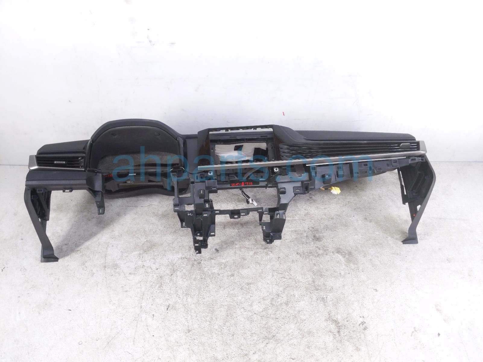 $495 Toyota DASHBOARD W/ AIRBAG - BLACK
