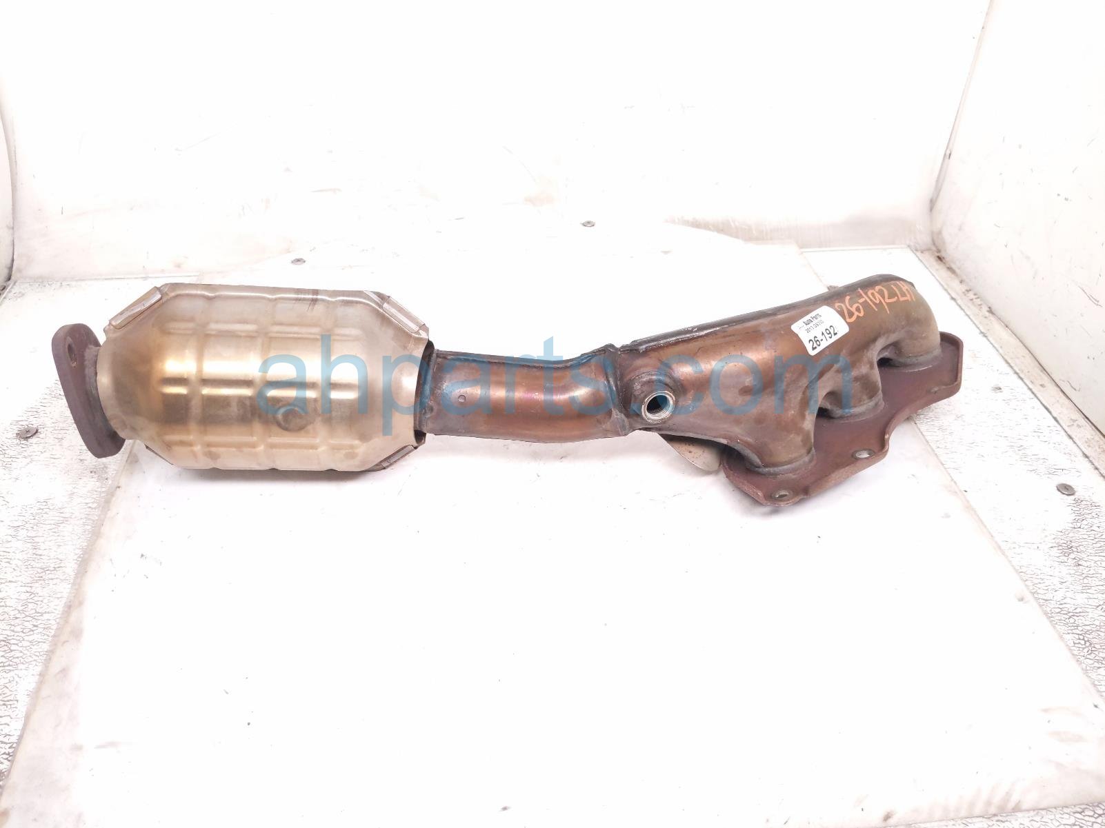 Lexus LH EXHAUST MANIFOLD W/CONV-3.5L