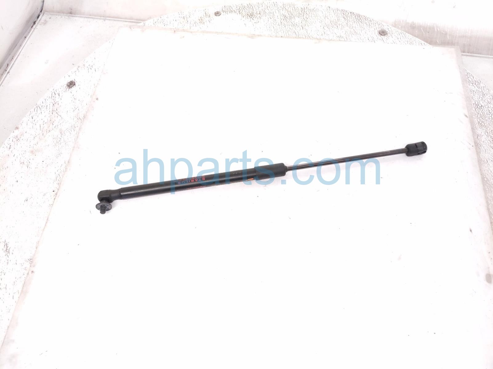 $25 Honda LH HOOD SHOCK STRUT