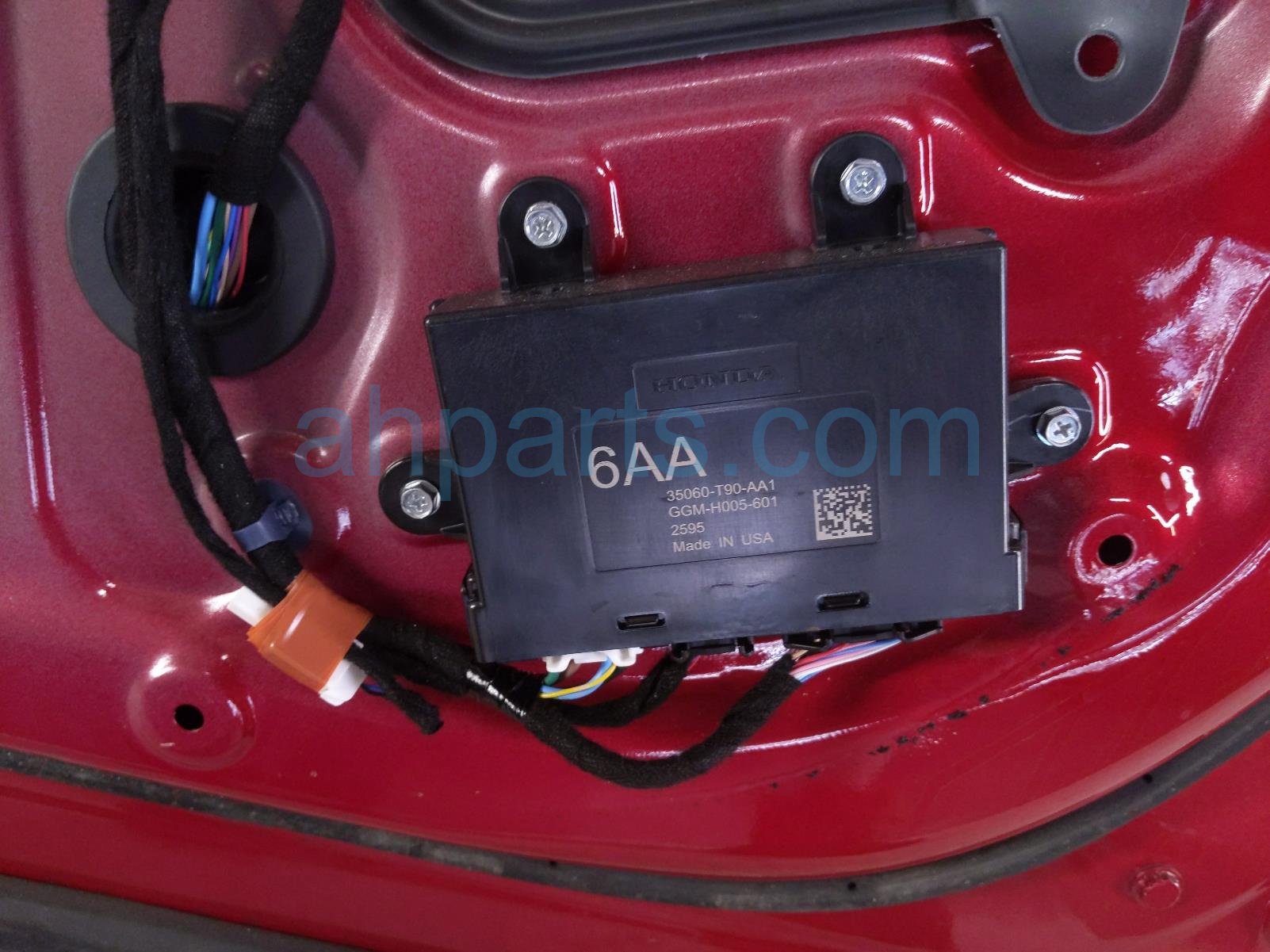 2025 Honda Pilot Front Passenger Door Red No Mirror/trim 67010 T90 A00ZZ Replacement 2025 Honda Pilot Front Passenger Door Red No Mirror/trim 67010 T90 A00ZZ Replacement thumbnail