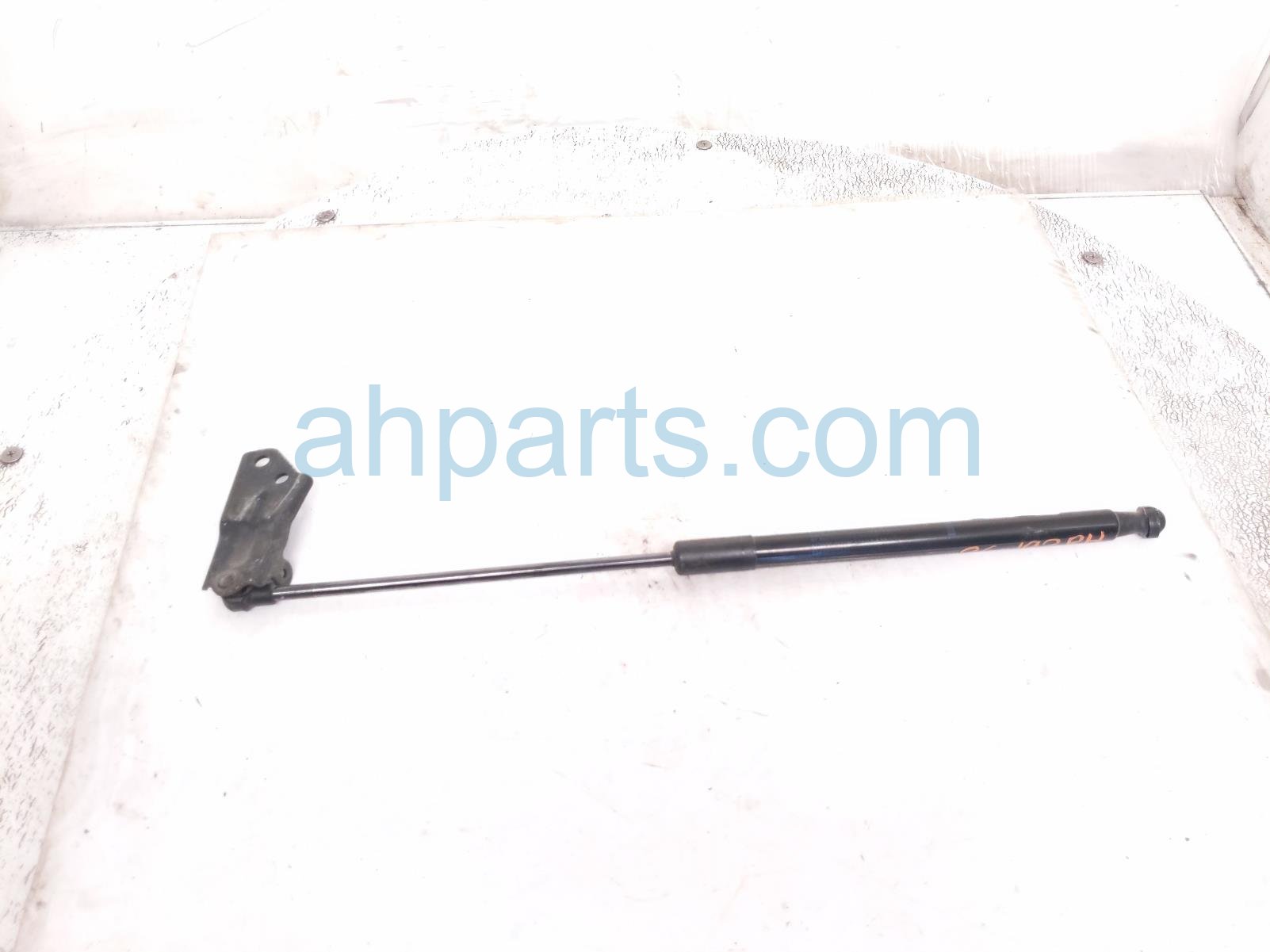 Lexus RH HOOD SHOCK STRUT