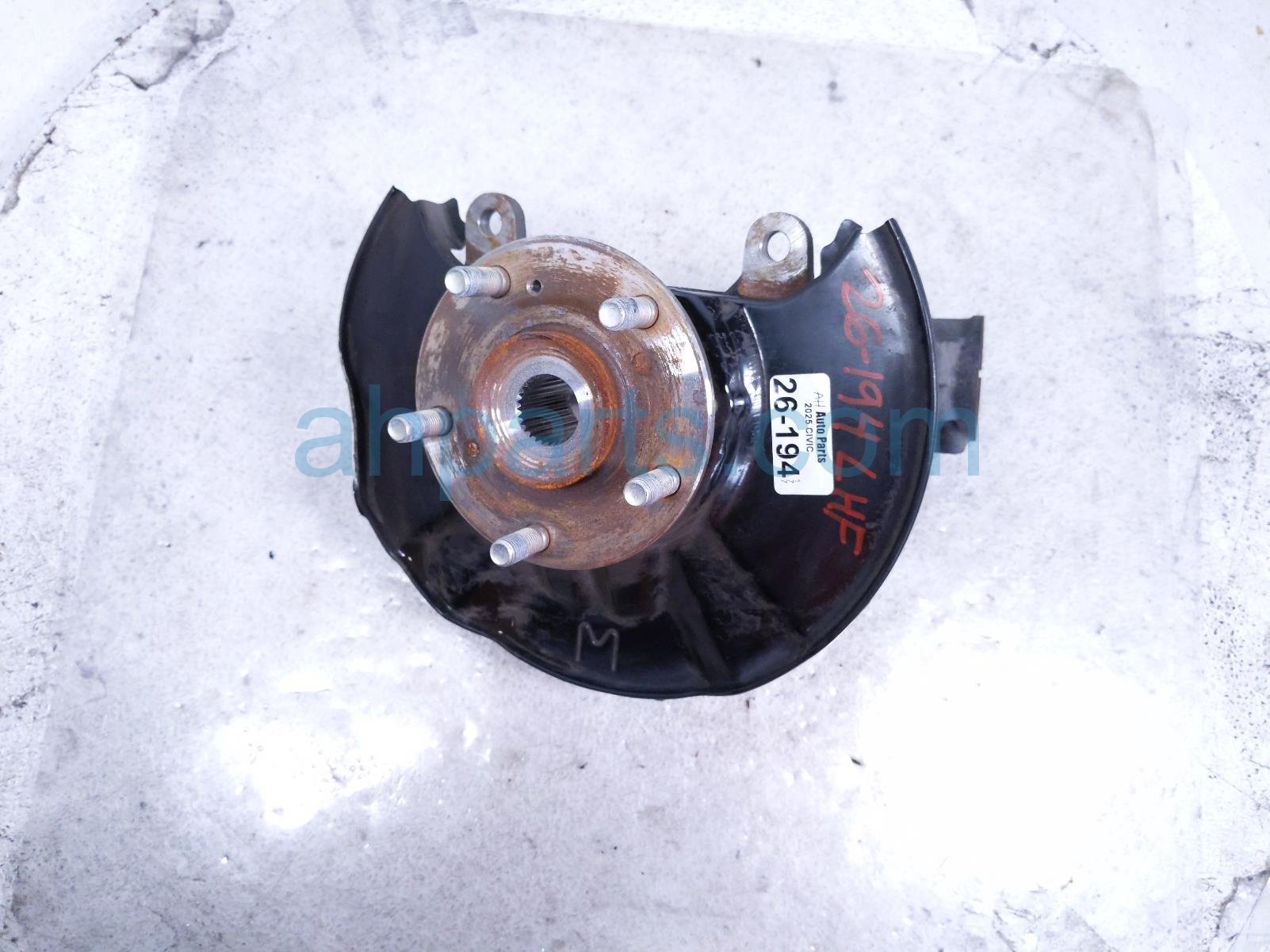 Honda FR/LH SPINDLE KNUCKLE HUB - FWD