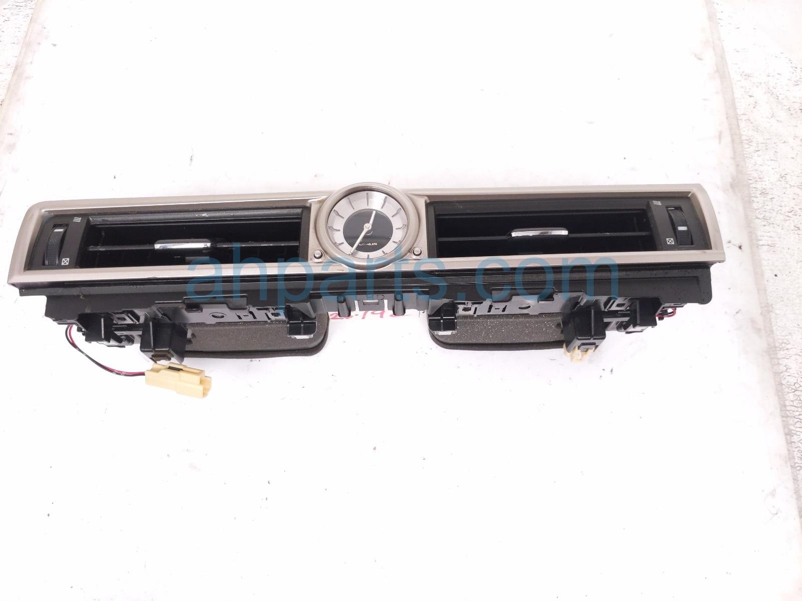 Lexus CENTER DASH AIR VENT W/CLOCK - BLK