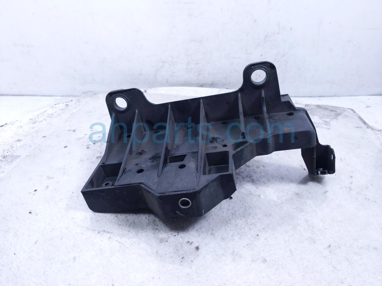 2020 Honda Pilot Battery Base Tray 74190 TZ5 A11 Replacement 2020 Honda Pilot Battery Base Tray 74190 TZ5 A11 Replacement thumbnail