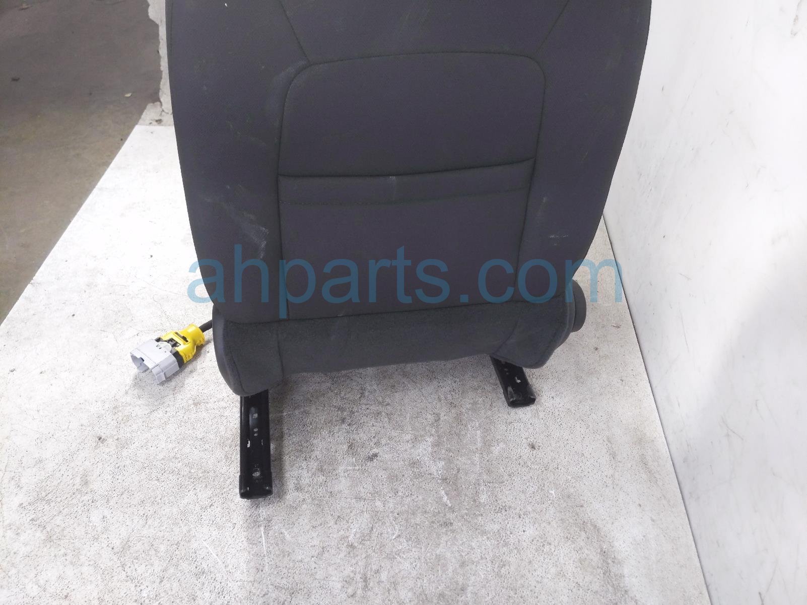 2026 GMC Acadia Front Passenger Seat Black W/ Airbag 26534845 Replacement 2026 GMC Acadia Front Passenger Seat Black W/ Airbag 26534845 Replacement thumbnail