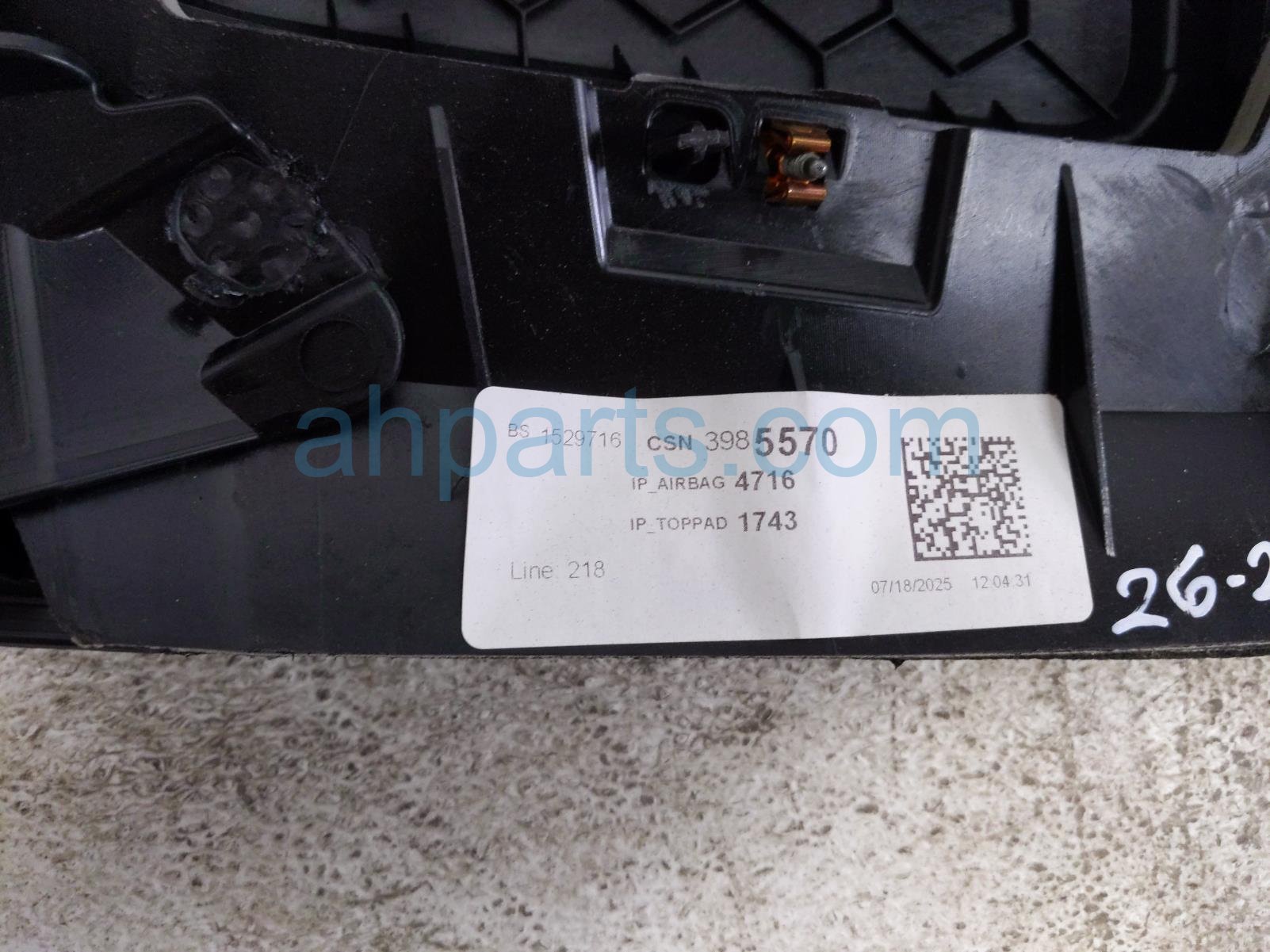 2026 GMC Acadia Dashboard W/ Airbag 26490115 Replacement 2026 GMC Acadia Dashboard W/ Airbag 26490115 Replacement thumbnail