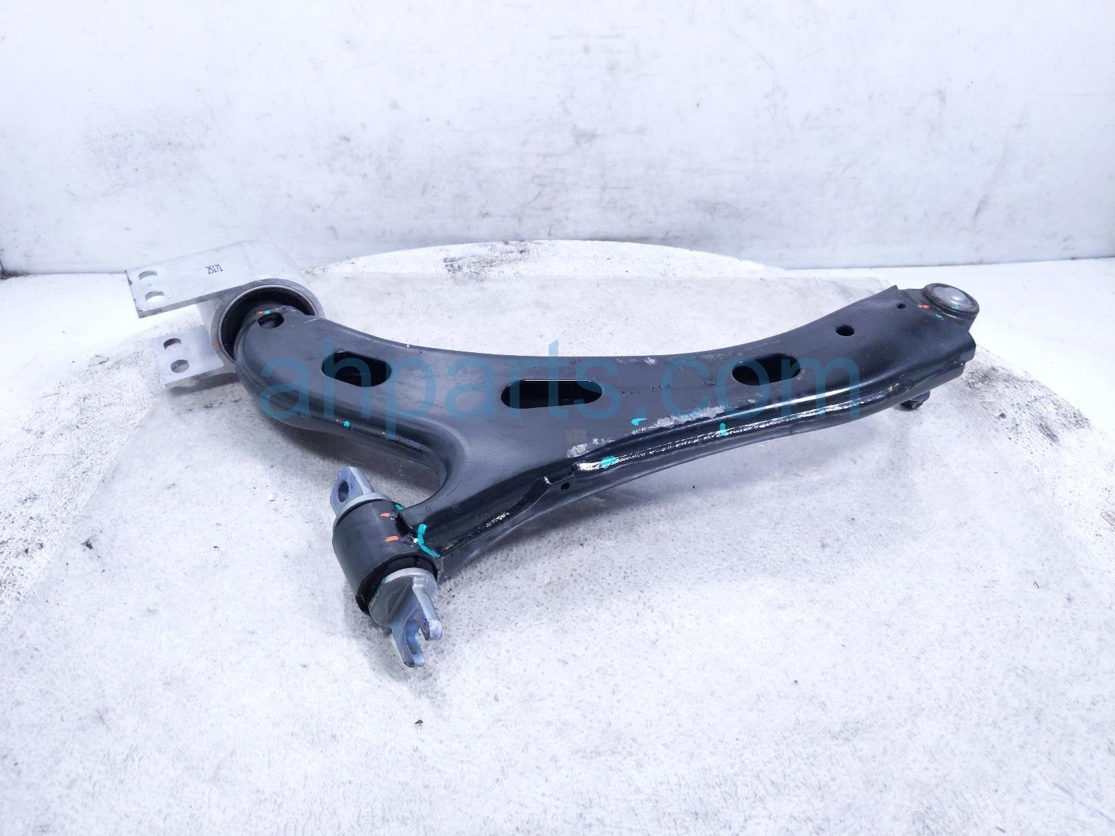 2026 GMC Acadia Front Passenger Lower Control Arm 86592106 Replacement 2026 GMC Acadia Front Passenger Lower Control Arm 86592106 Replacement thumbnail