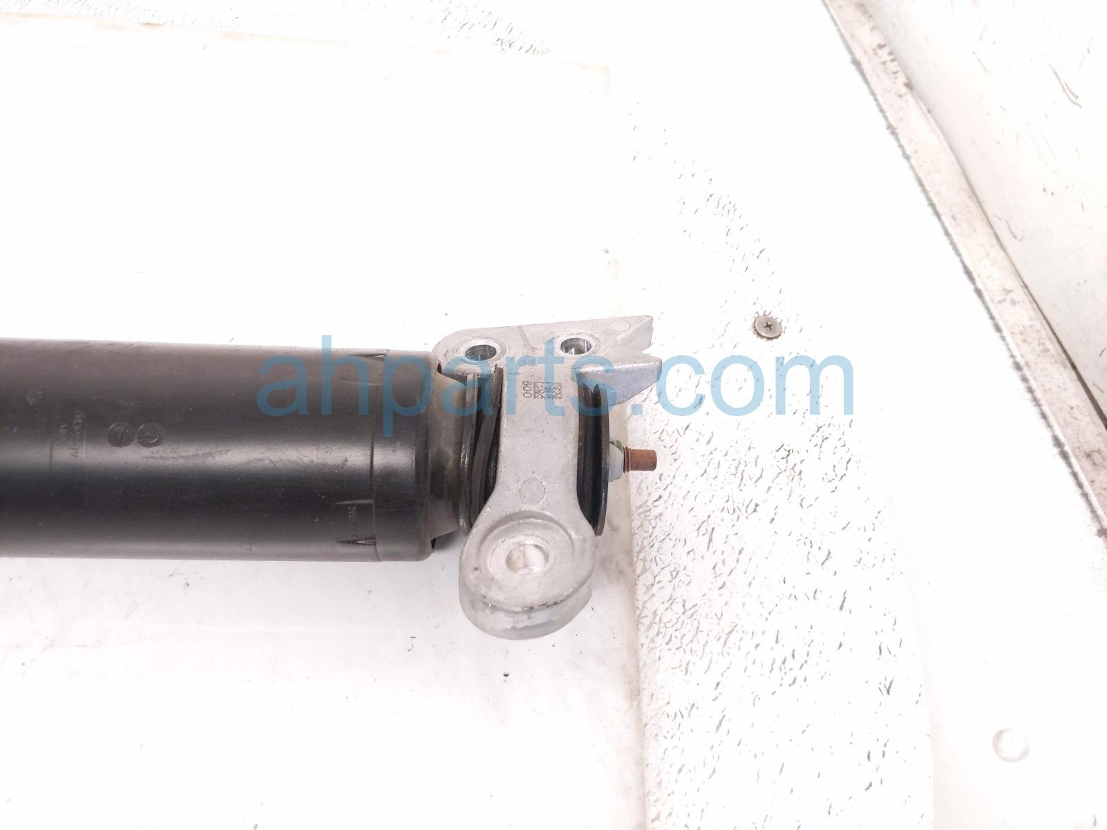 2026 GMC Acadia Strut / Spring / Rear Driver Shock Absorber 26511981 Replacement 2026 GMC Acadia Strut / Spring / Rear Driver Shock Absorber 26511981 Replacement thumbnail