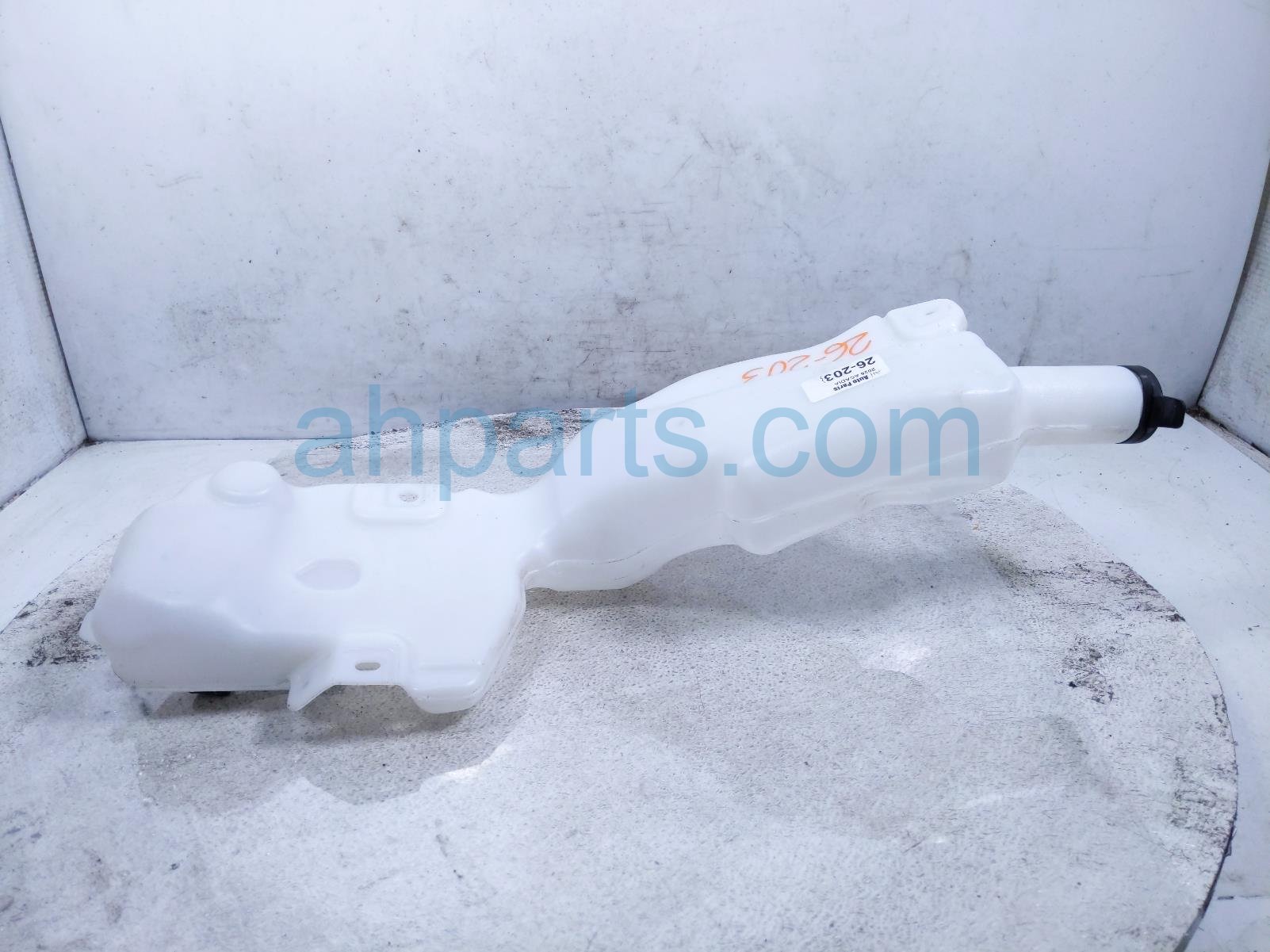2026 GMC Acadia Windshield Washer Reservoir Tank 85137529 Replacement 2026 GMC Acadia Windshield Washer Reservoir Tank 85137529 Replacement thumbnail