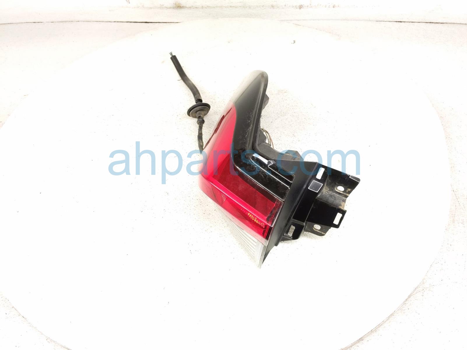 2024 Toyota Rav 4 Light / Rear Driver Tail Lamp (on Body) 81560 0R090 Replacement 2024 Toyota Rav 4 Light / Rear Driver Tail Lamp (on Body) 81560 0R090 Replacement thumbnail