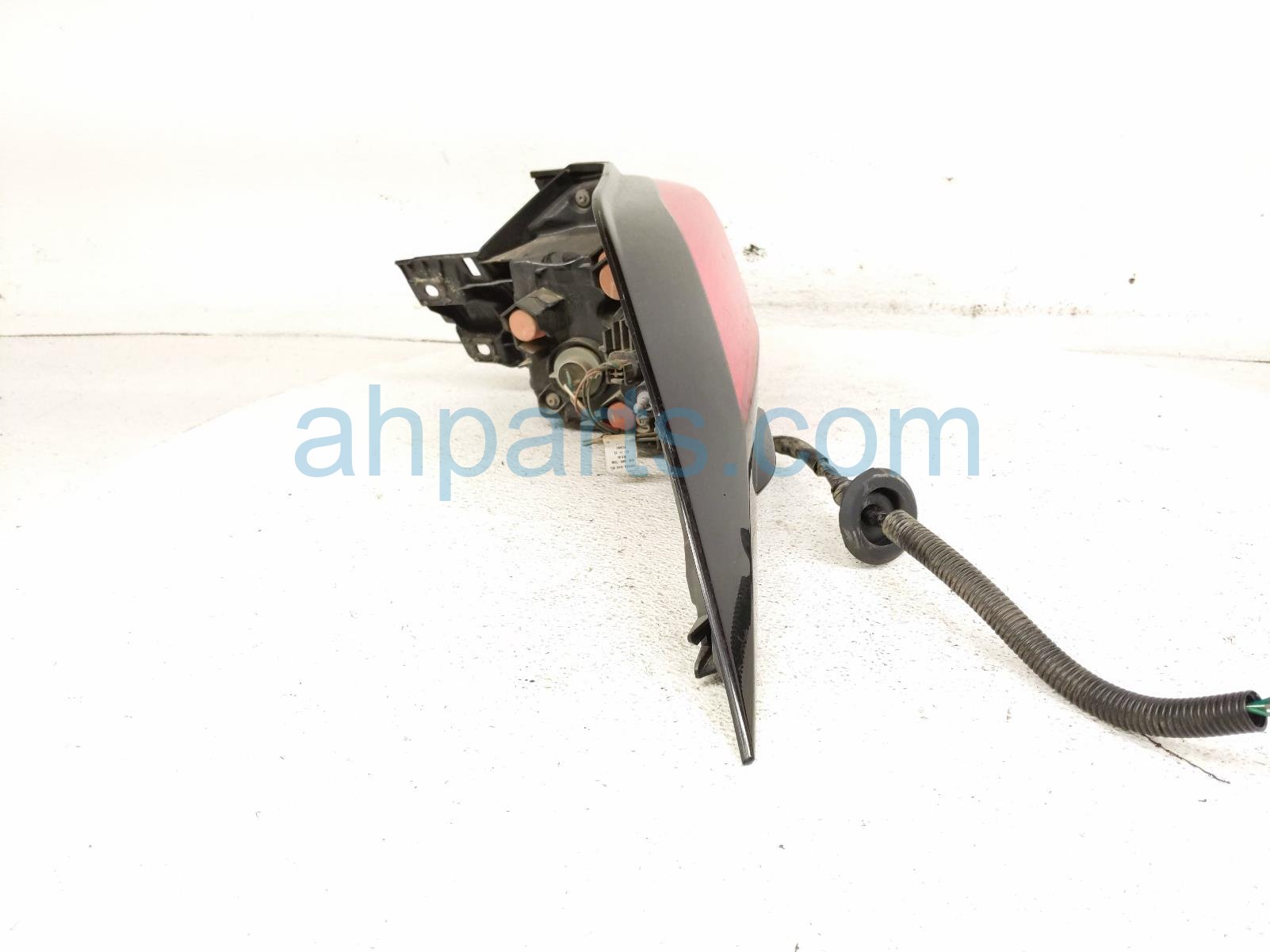 2024 Toyota Rav 4 Light / Rear Driver Tail Lamp (on Body) 81560 0R090 Replacement 2024 Toyota Rav 4 Light / Rear Driver Tail Lamp (on Body) 81560 0R090 Replacement thumbnail