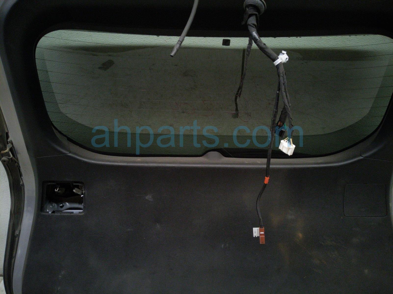2024 Toyota Rav 4 Deck Trunk Lid Lift Gate / Tail Gate Silver 67005 0R290 Replacement 2024 Toyota Rav 4 Deck Trunk Lid Lift Gate / Tail Gate Silver 67005 0R290 Replacement thumbnail