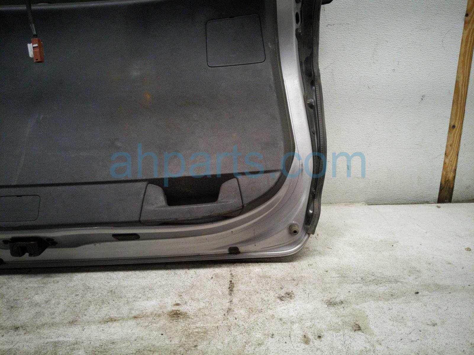 2024 Toyota Rav 4 Deck Trunk Lid Lift Gate / Tail Gate Silver 67005 0R290 Replacement 2024 Toyota Rav 4 Deck Trunk Lid Lift Gate / Tail Gate Silver 67005 0R290 Replacement thumbnail