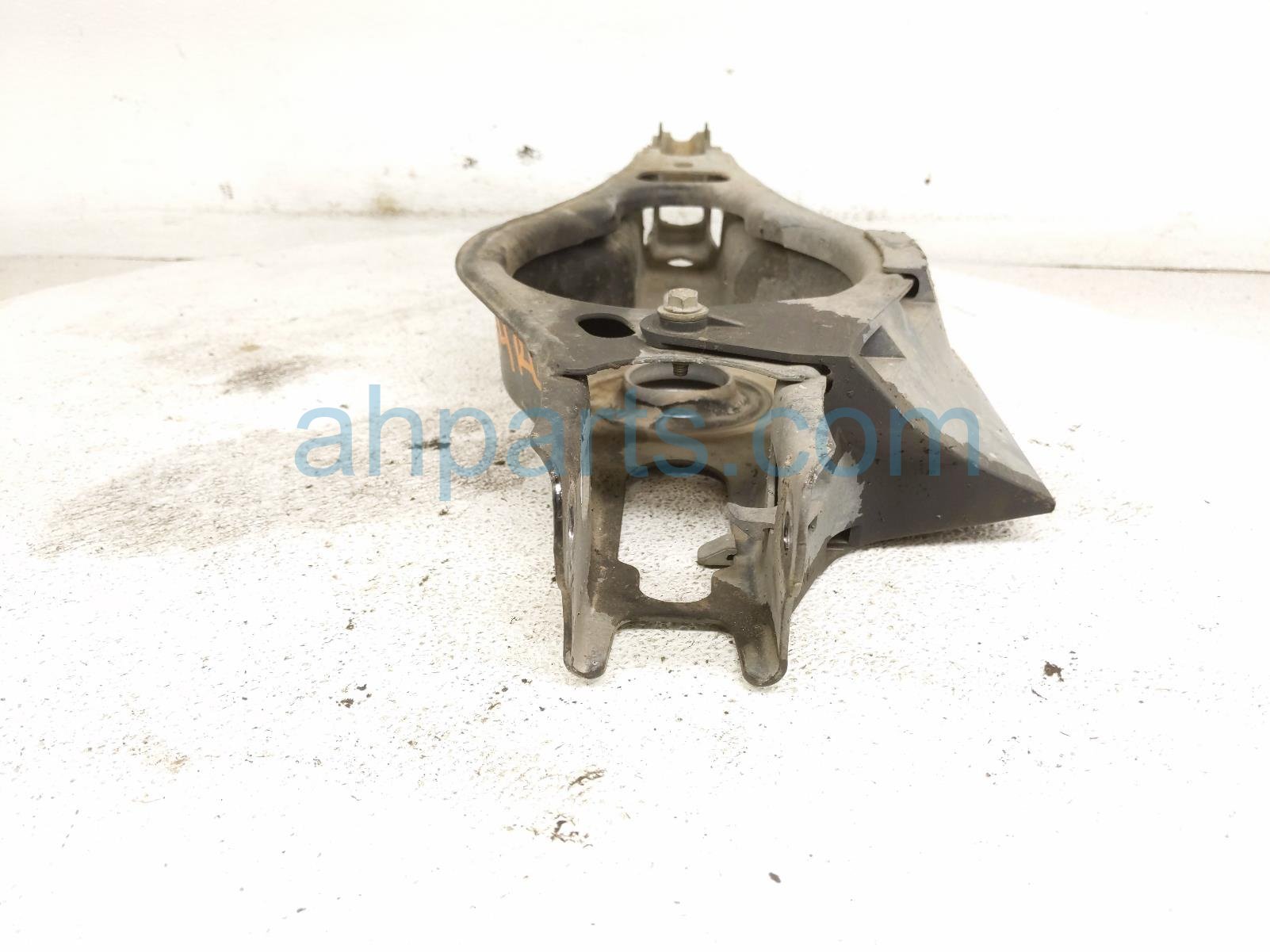 2024 Toyota Rav 4 Rear Driver Spring Seat Lower Control Arm 48730 0R050 Replacement 2024 Toyota Rav 4 Rear Driver Spring Seat Lower Control Arm 48730 0R050 Replacement thumbnail