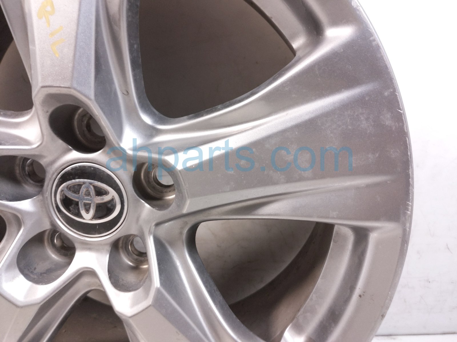2024 Toyota Rav 4 Rear Driver Wheel / Rim 42611 0R560 Replacement 2024 Toyota Rav 4 Rear Driver Wheel / Rim 42611 0R560 Replacement thumbnail