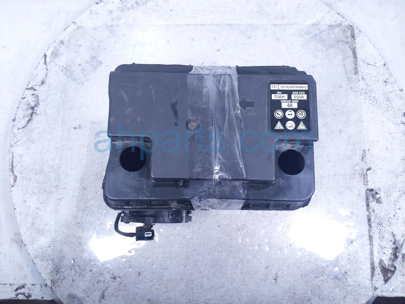 Honda BATTERY BOX W/BLOWER Honda BATTERY BOX W/BLOWER
