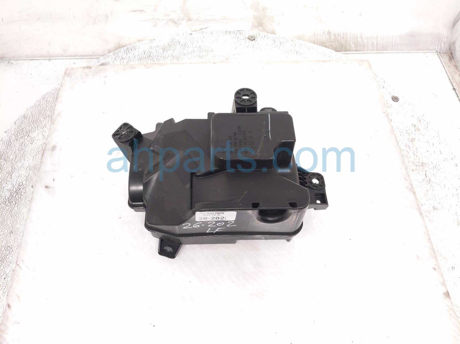 Mazda FR/LH WOOFER SPEAKER ENCLOSURE