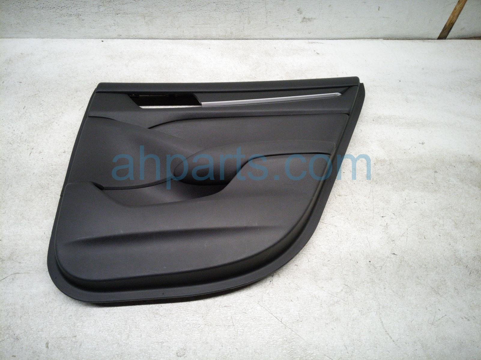 Honda RR/RH INTERIOR DOOR PANEL - BLACK